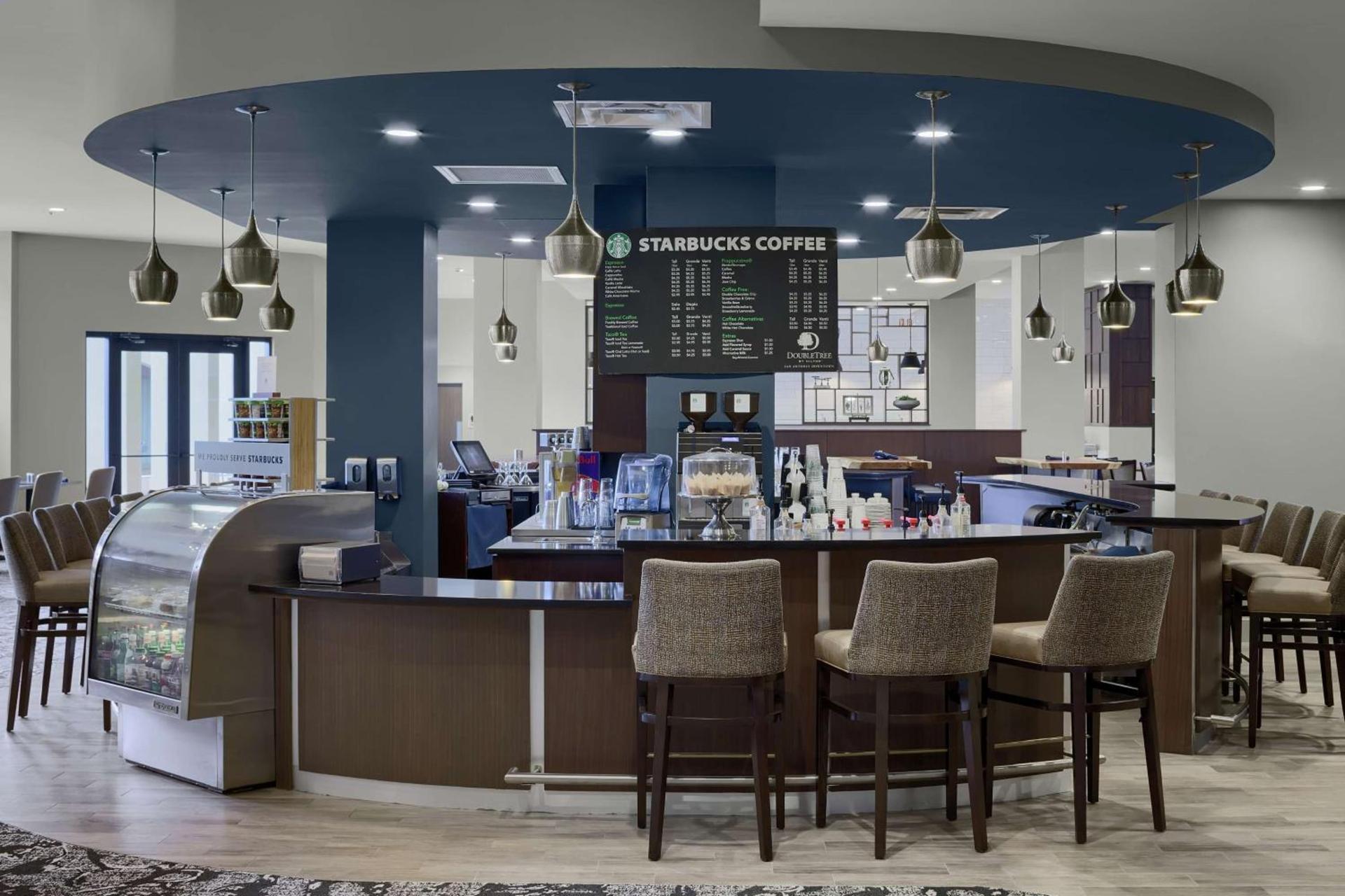 DoubleTree by Hilton San Antonio Downtown photo 12