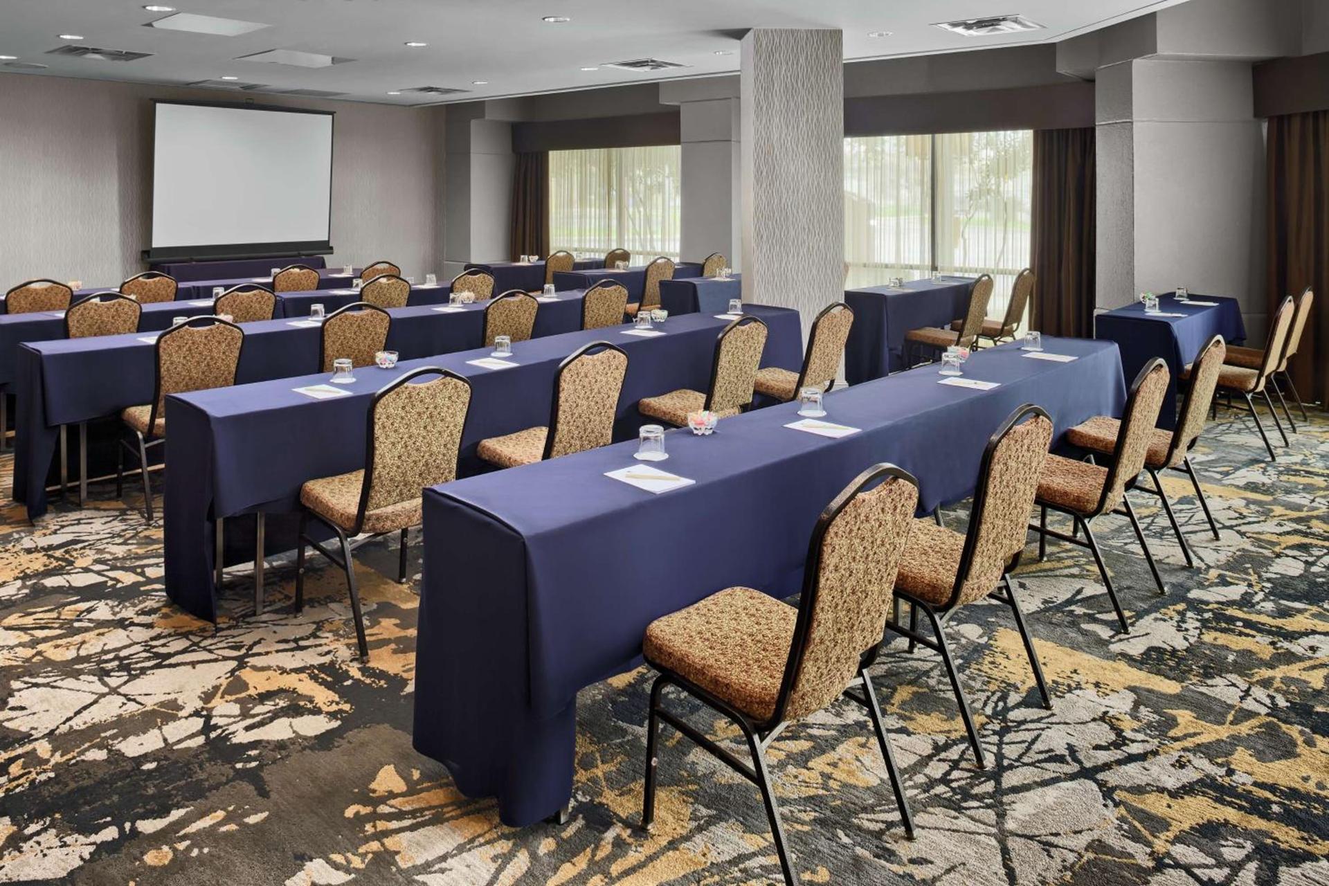 DoubleTree by Hilton San Antonio Downtown photo 28