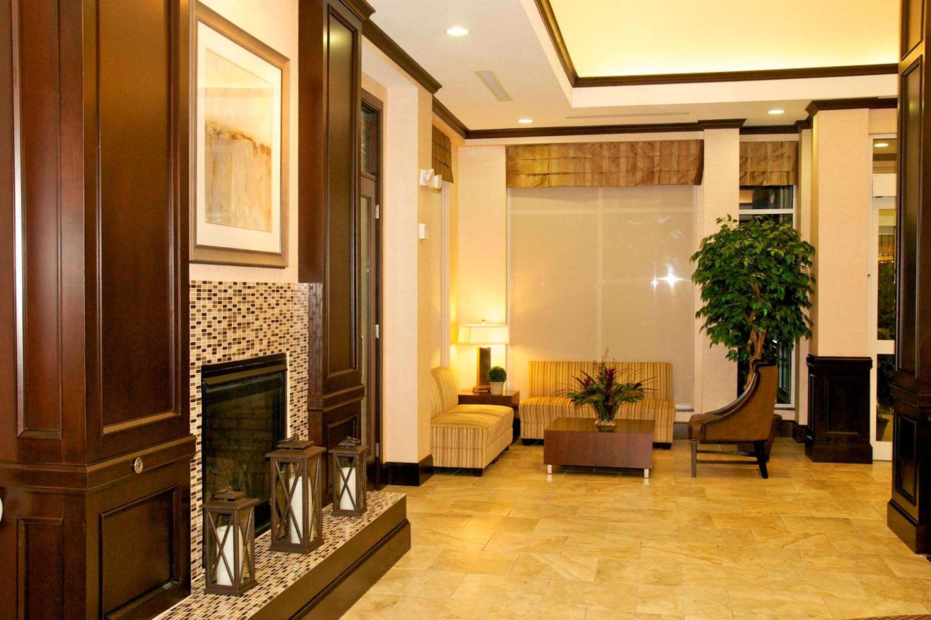 Hilton Garden Inn New Braunfels photo 2