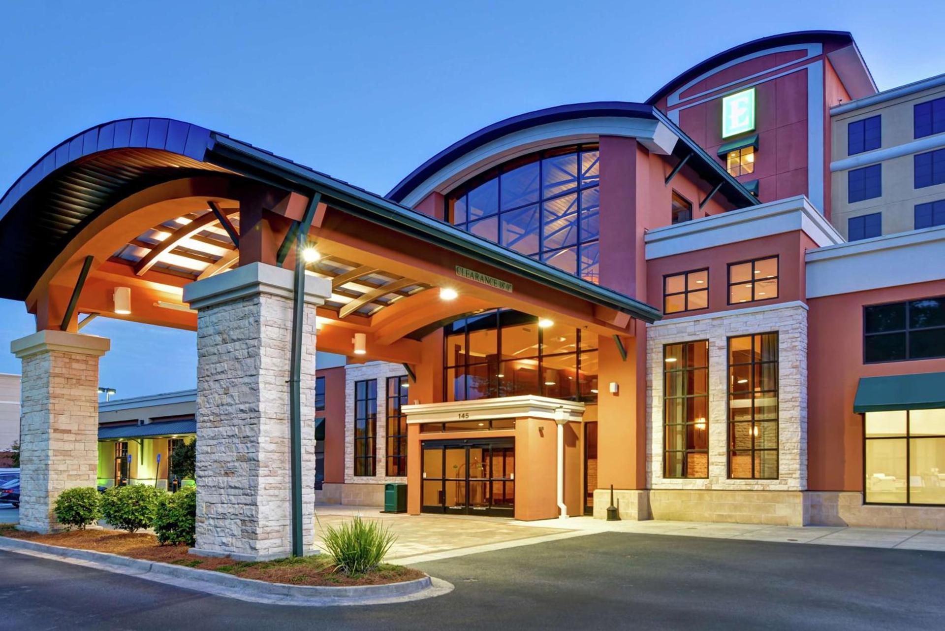 Embassy Suites Savannah Airport photo 2