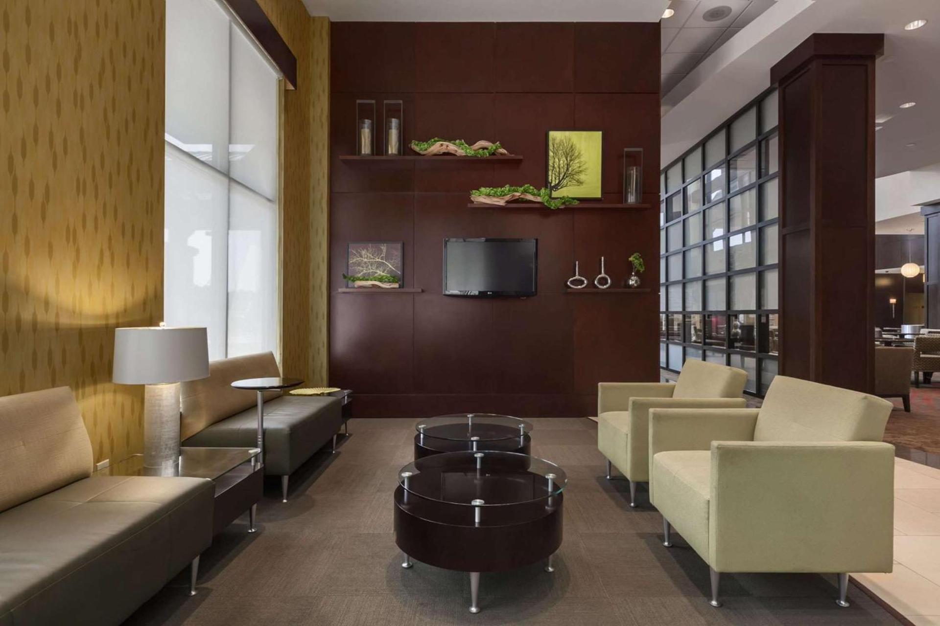Embassy Suites Savannah Airport photo 8