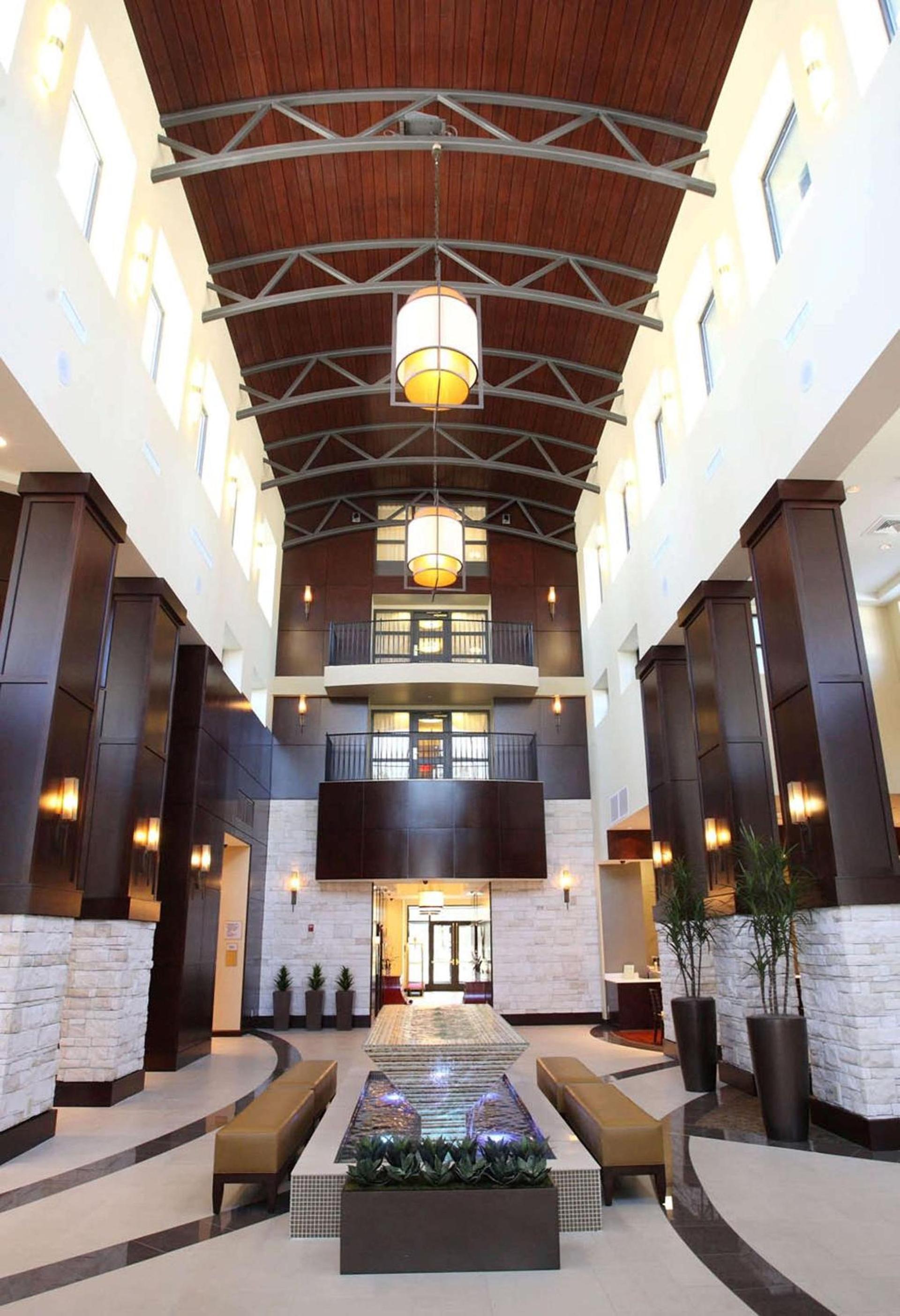 Embassy Suites Savannah Airport photo 9