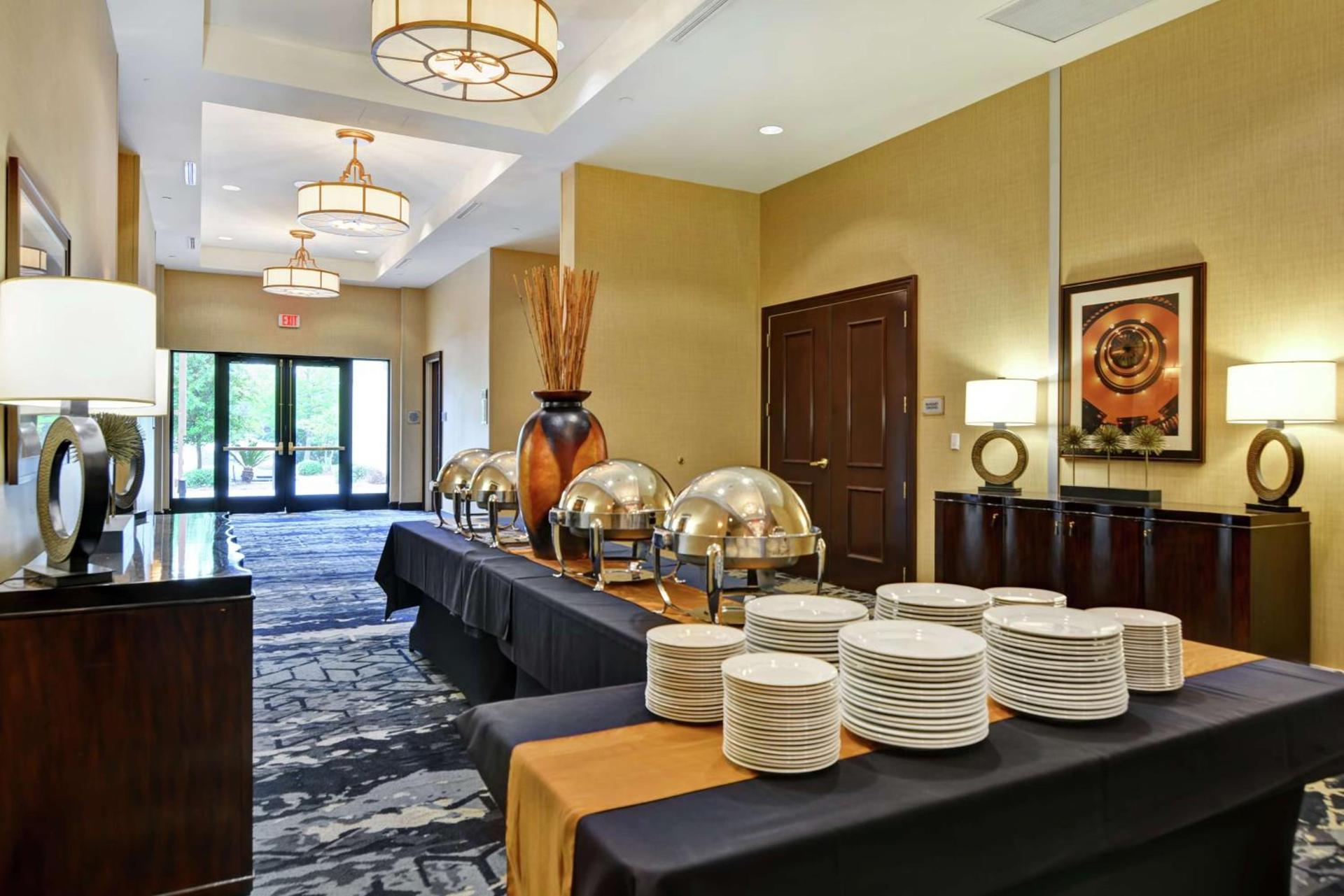 Embassy Suites Savannah Airport photo 14