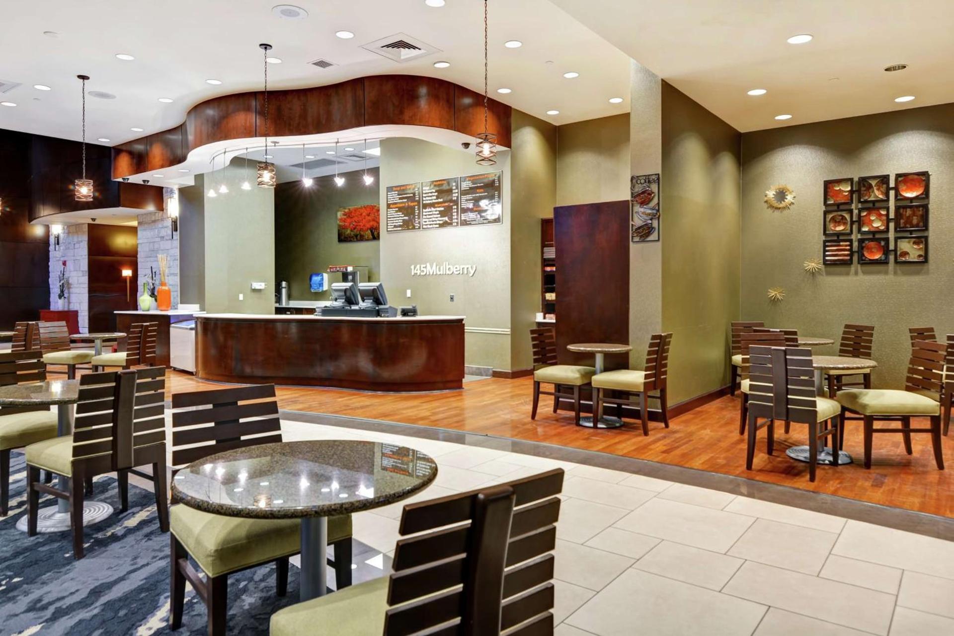 Embassy Suites Savannah Airport photo 18