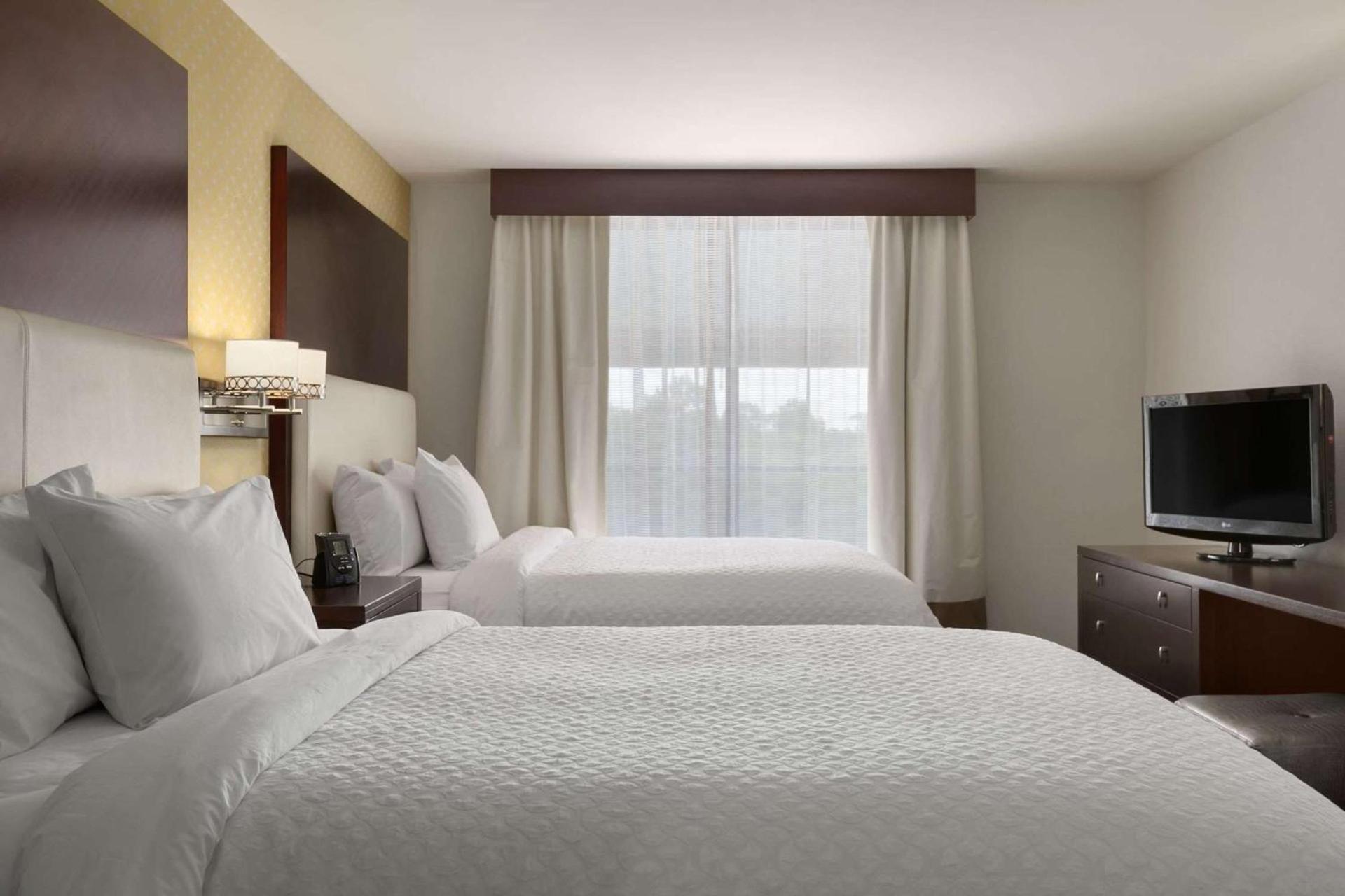 Embassy Suites Savannah Airport photo 46