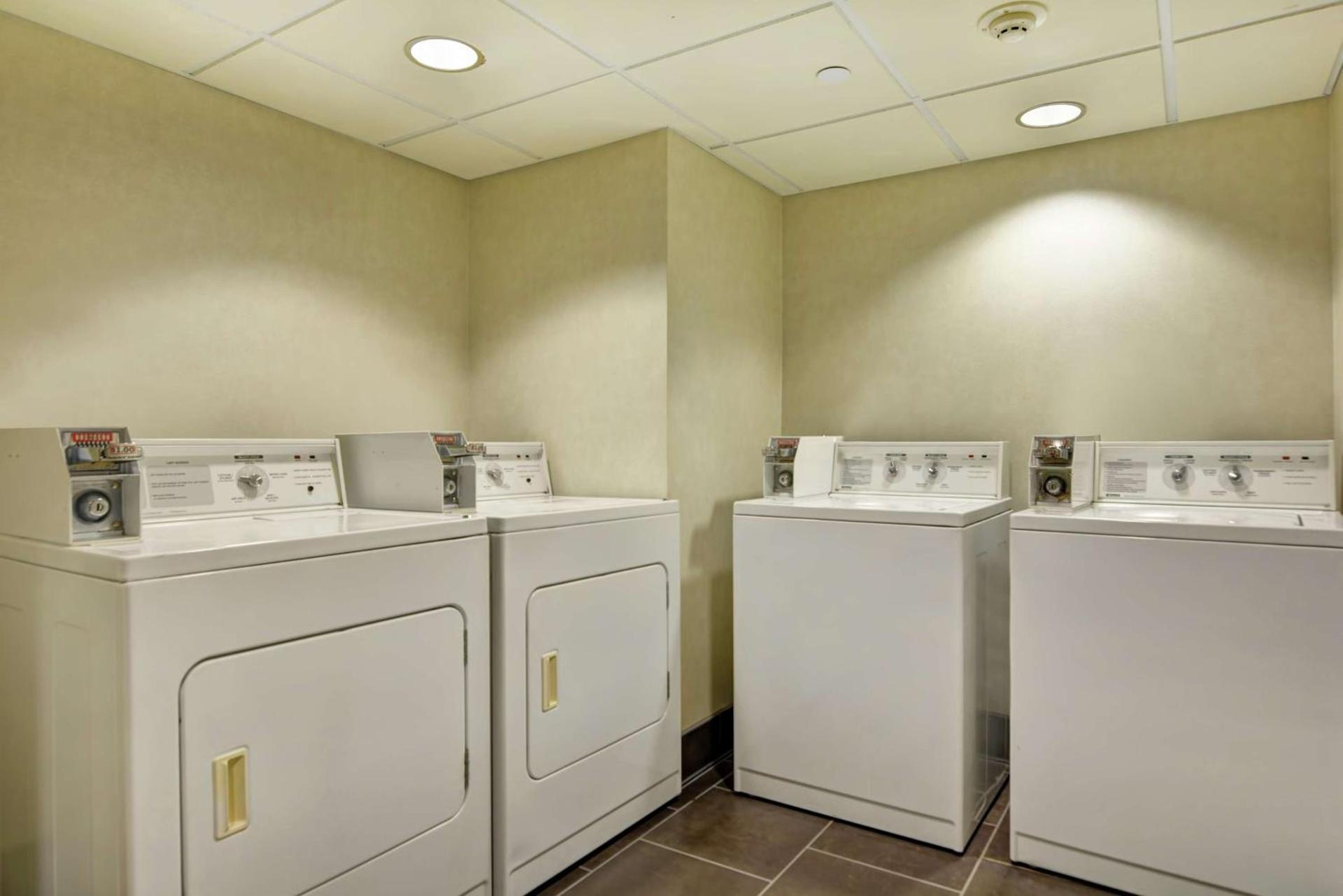 Embassy Suites Savannah Airport photo 68