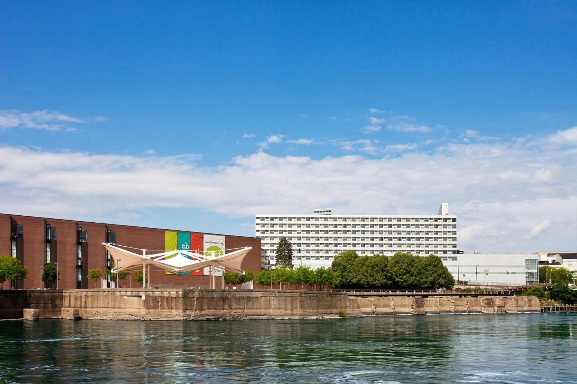 DoubleTree by Hilton Hotel South Bend photo 4