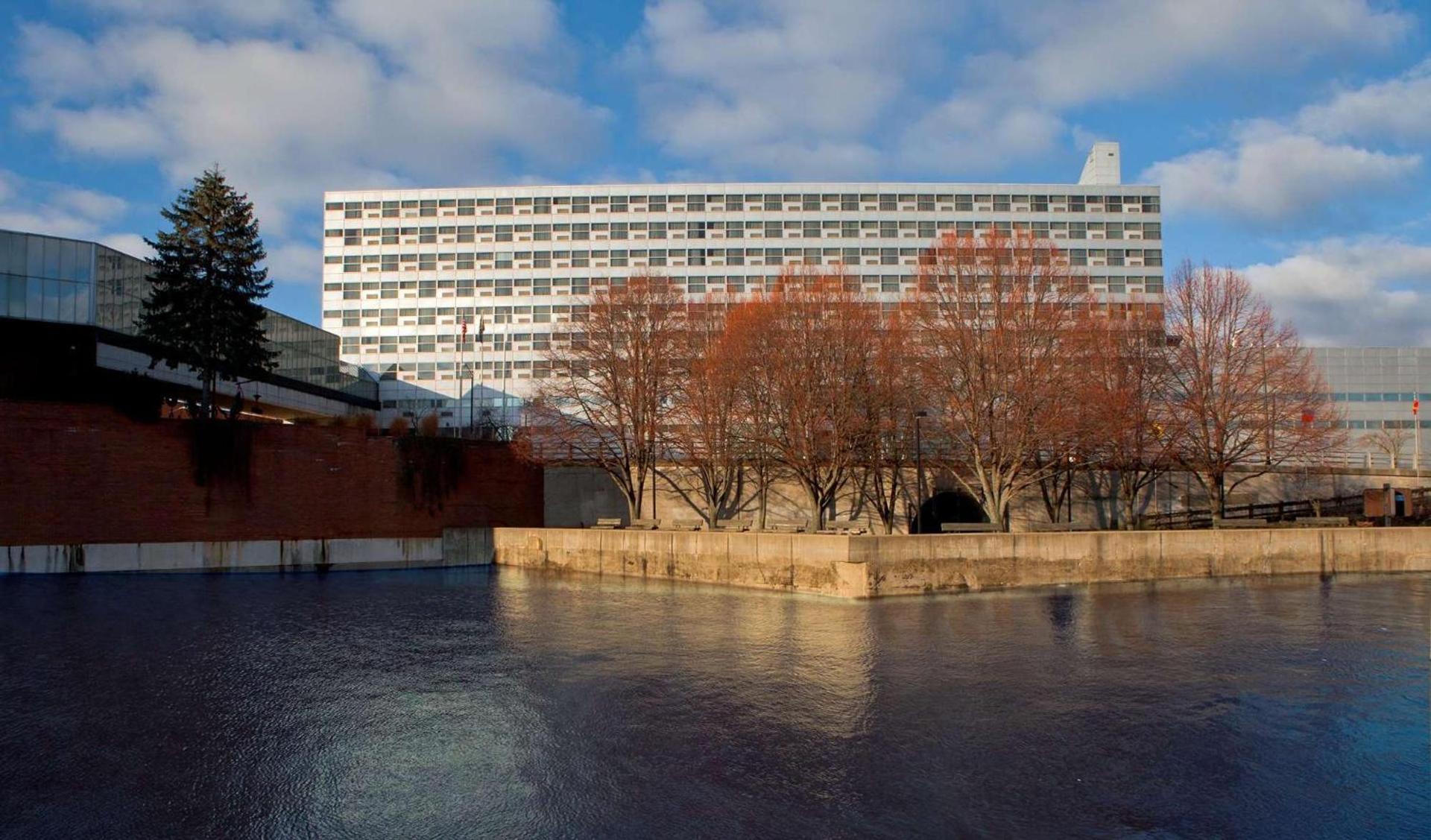 DoubleTree by Hilton Hotel South Bend photo 6