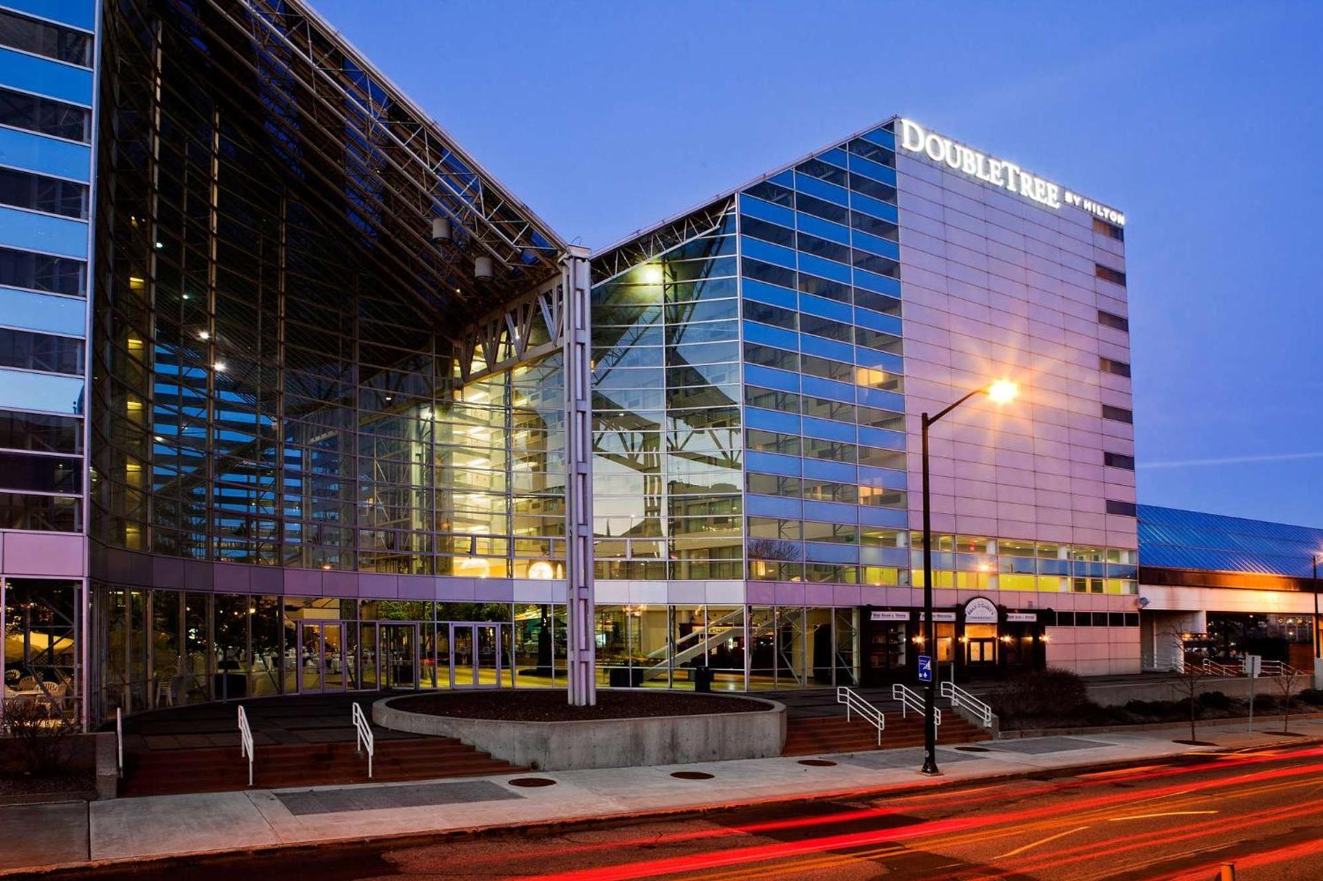 DoubleTree by Hilton Hotel South Bend photo 3
