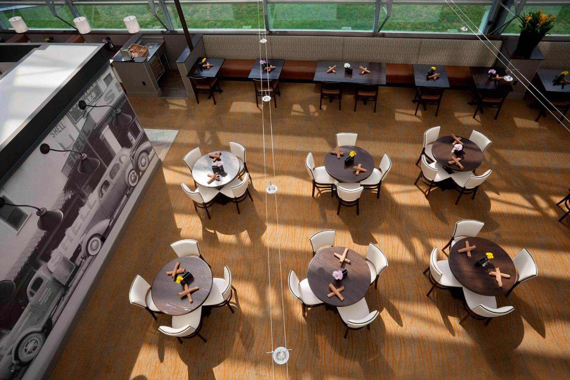 DoubleTree by Hilton Hotel South Bend photo 32