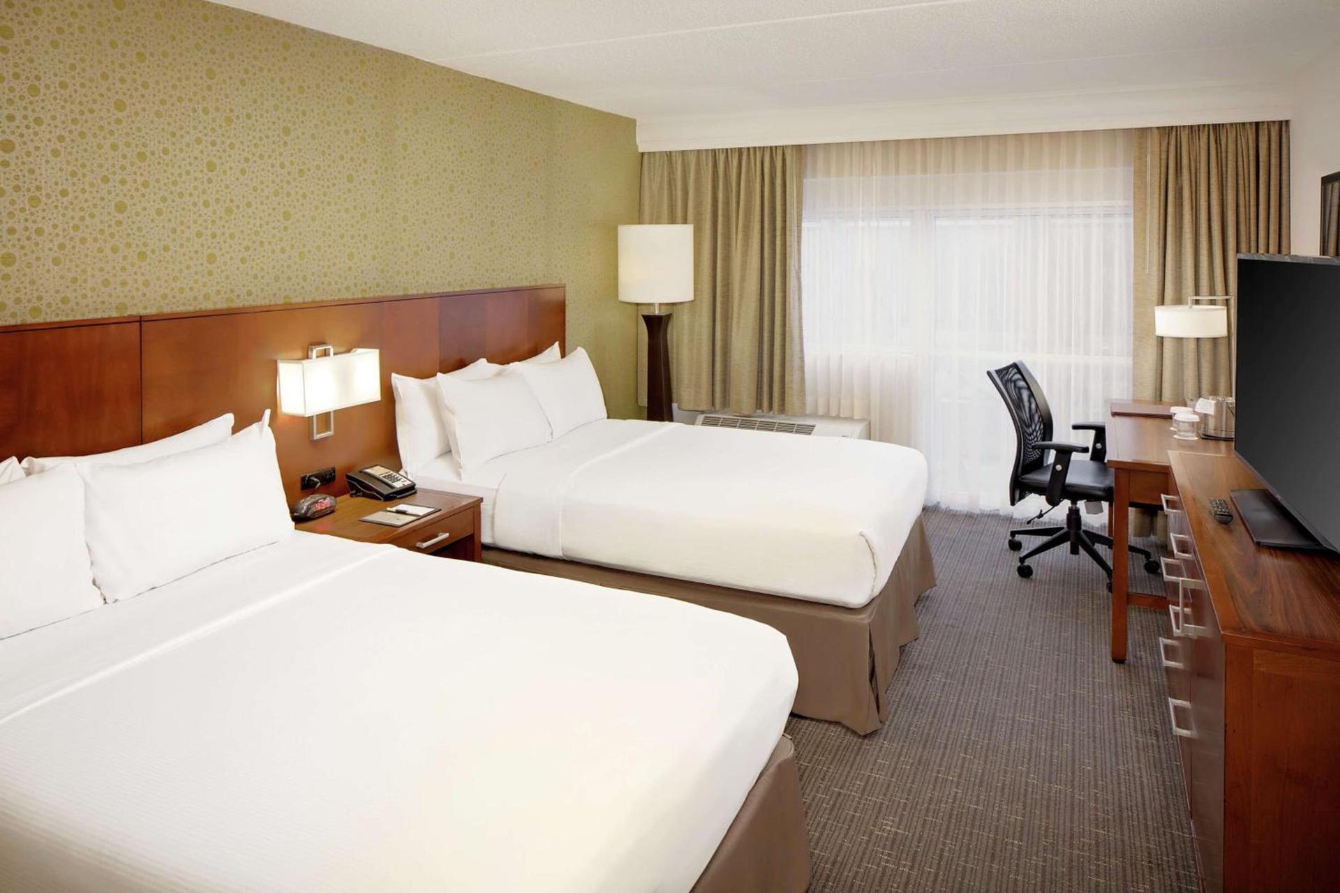 DoubleTree by Hilton Hotel South Bend photo 54