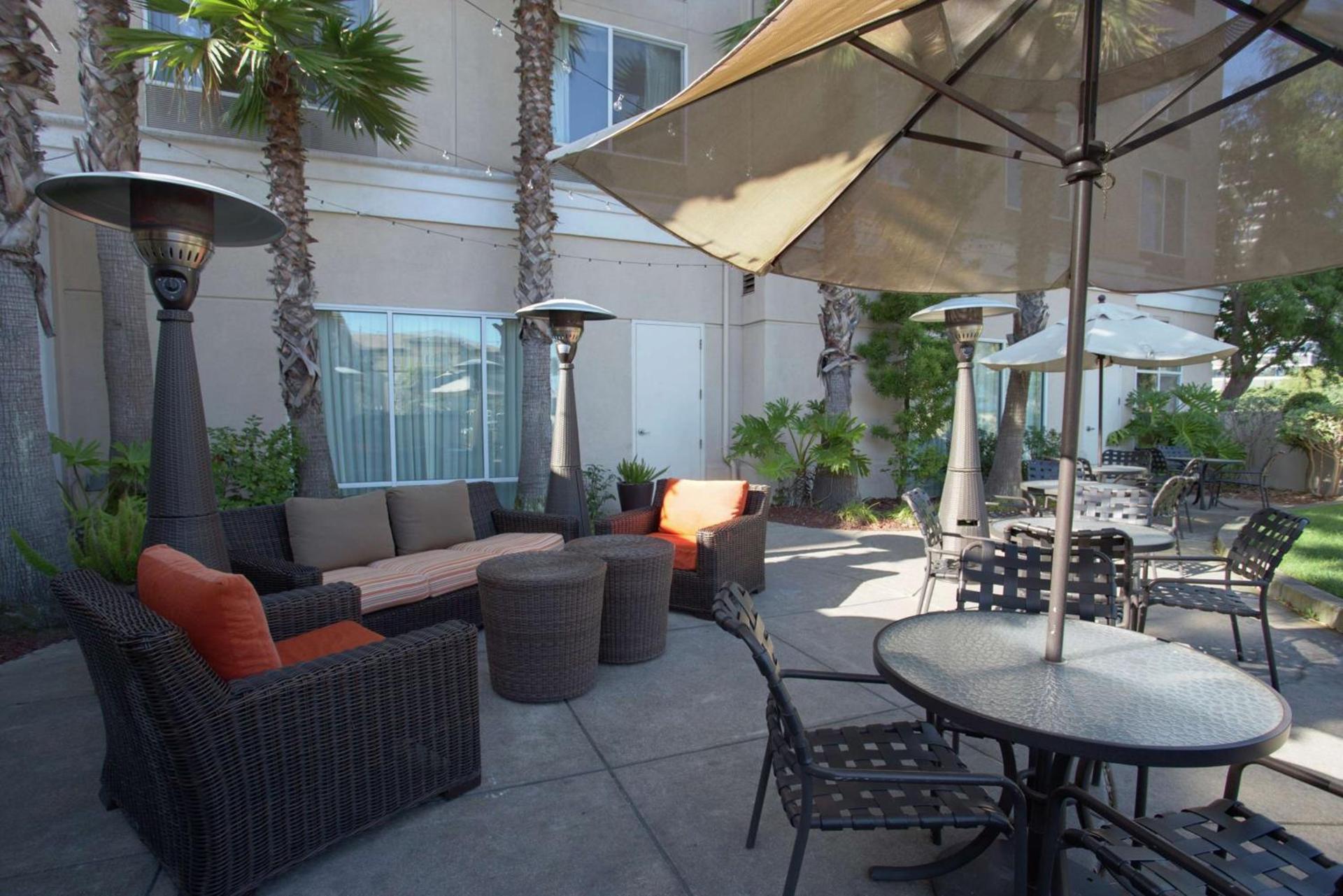 Hilton Garden Inn San Francisco Airport North photo 3
