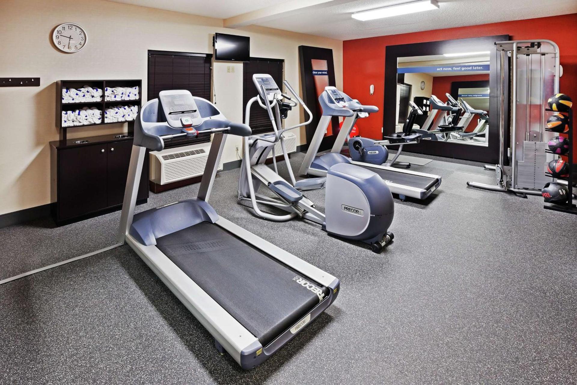 Hampton Inn Salina photo 13