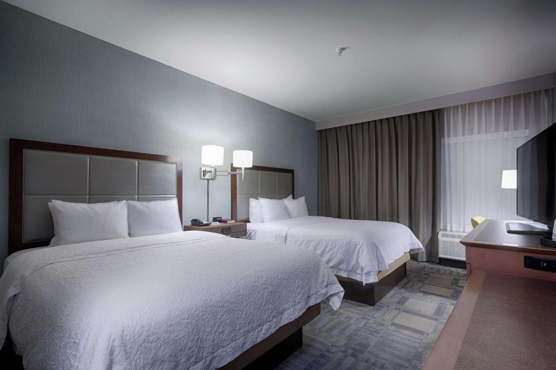 Hampton Inn Salina photo 19