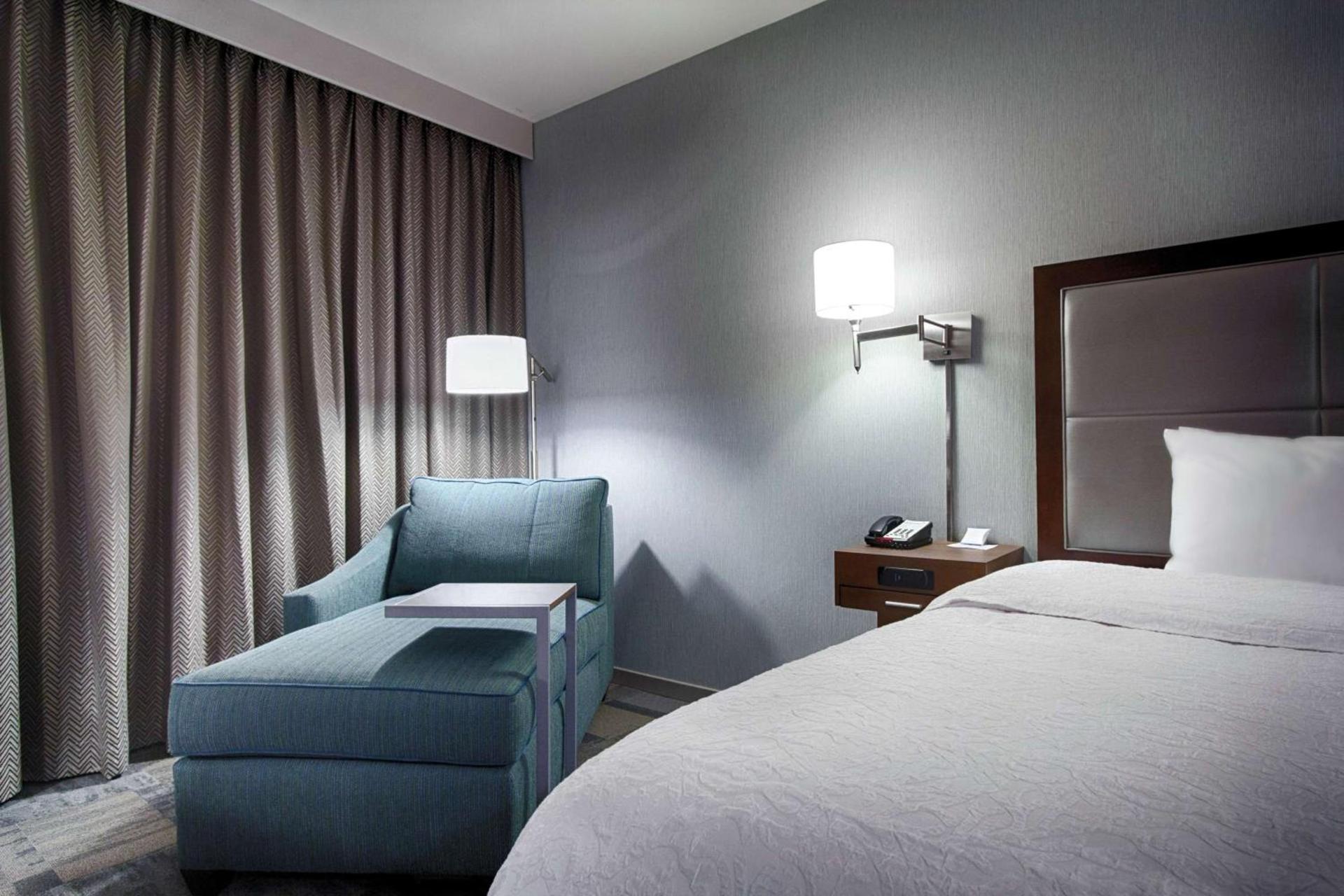 Hampton Inn Salina photo 25
