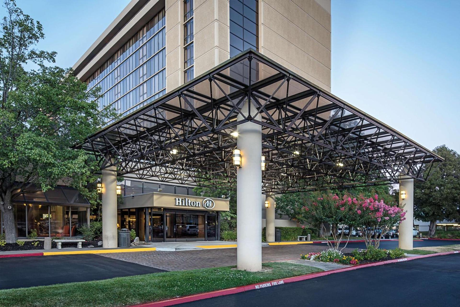 Hilton Sacramento Arden West photo 4