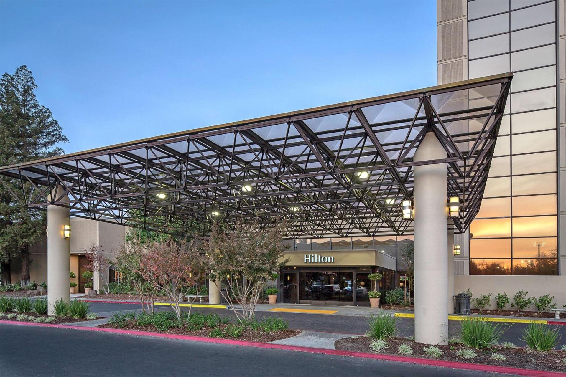 Hilton Sacramento Arden West photo 3
