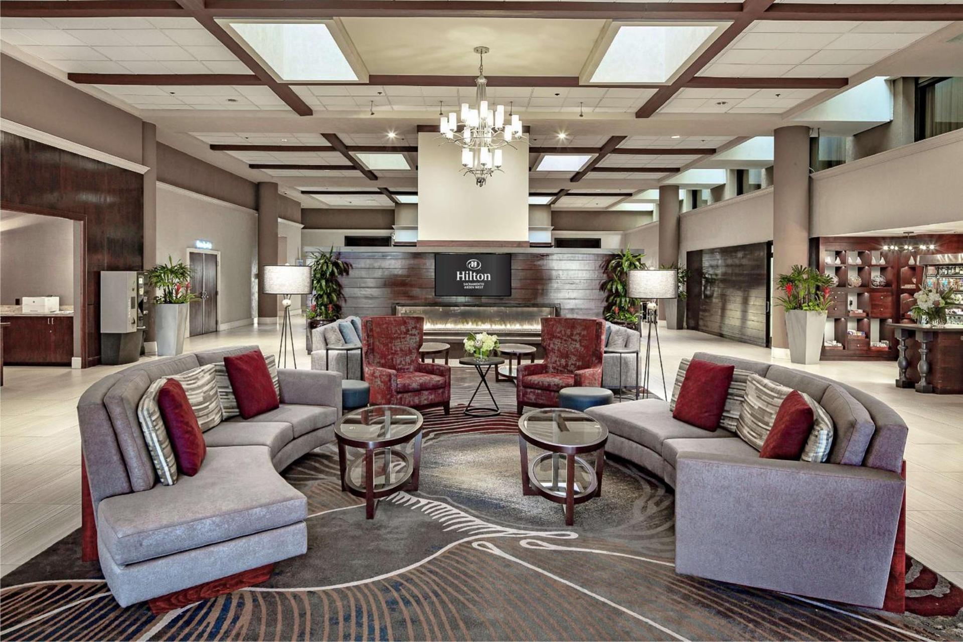 Hilton Sacramento Arden West photo 7
