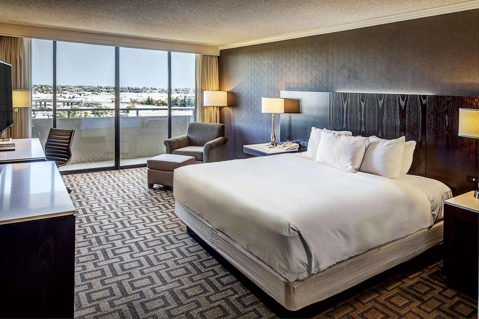 Hilton Sacramento Arden West photo 19