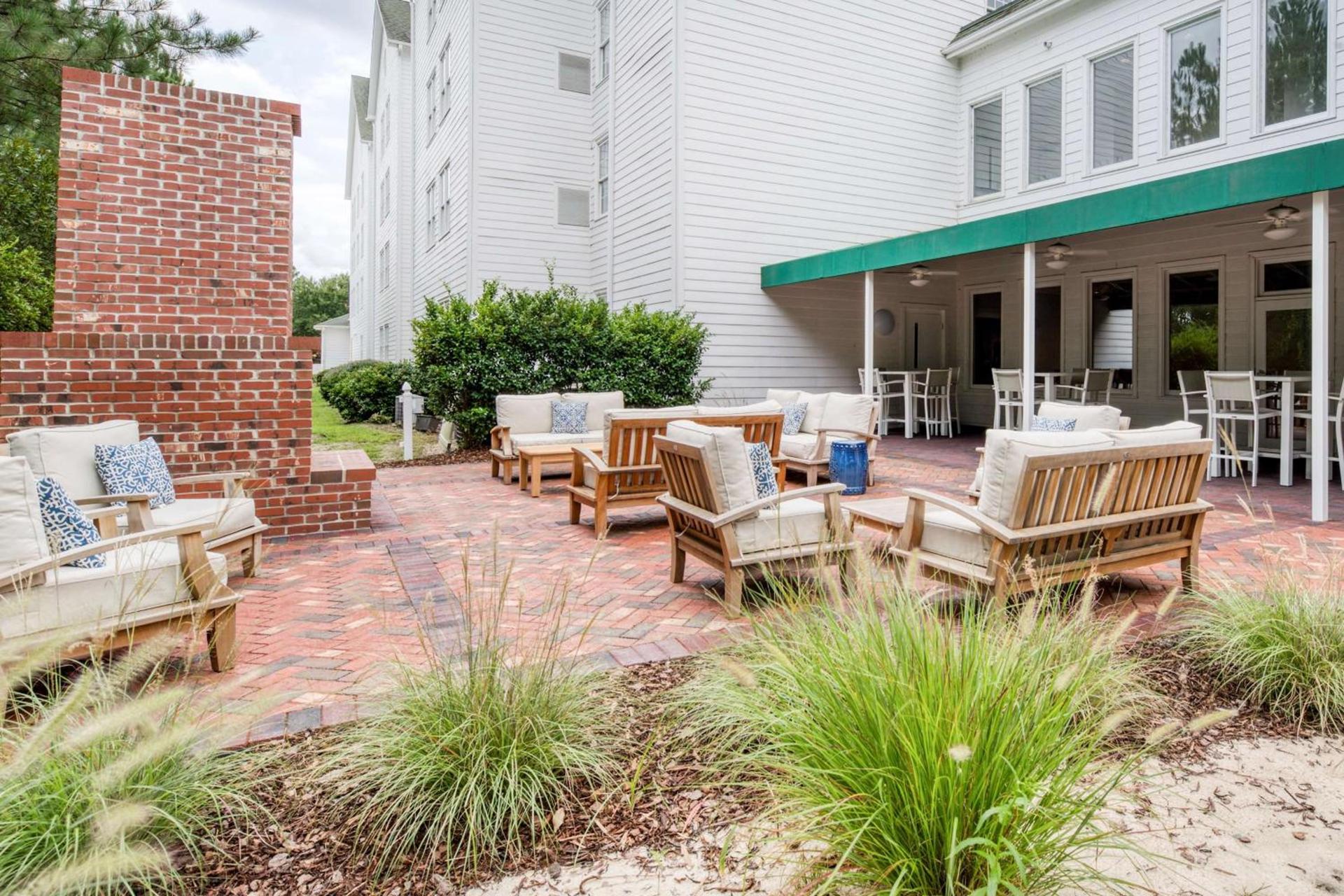 Homewood Suites by Hilton Olmsted Village photo 3