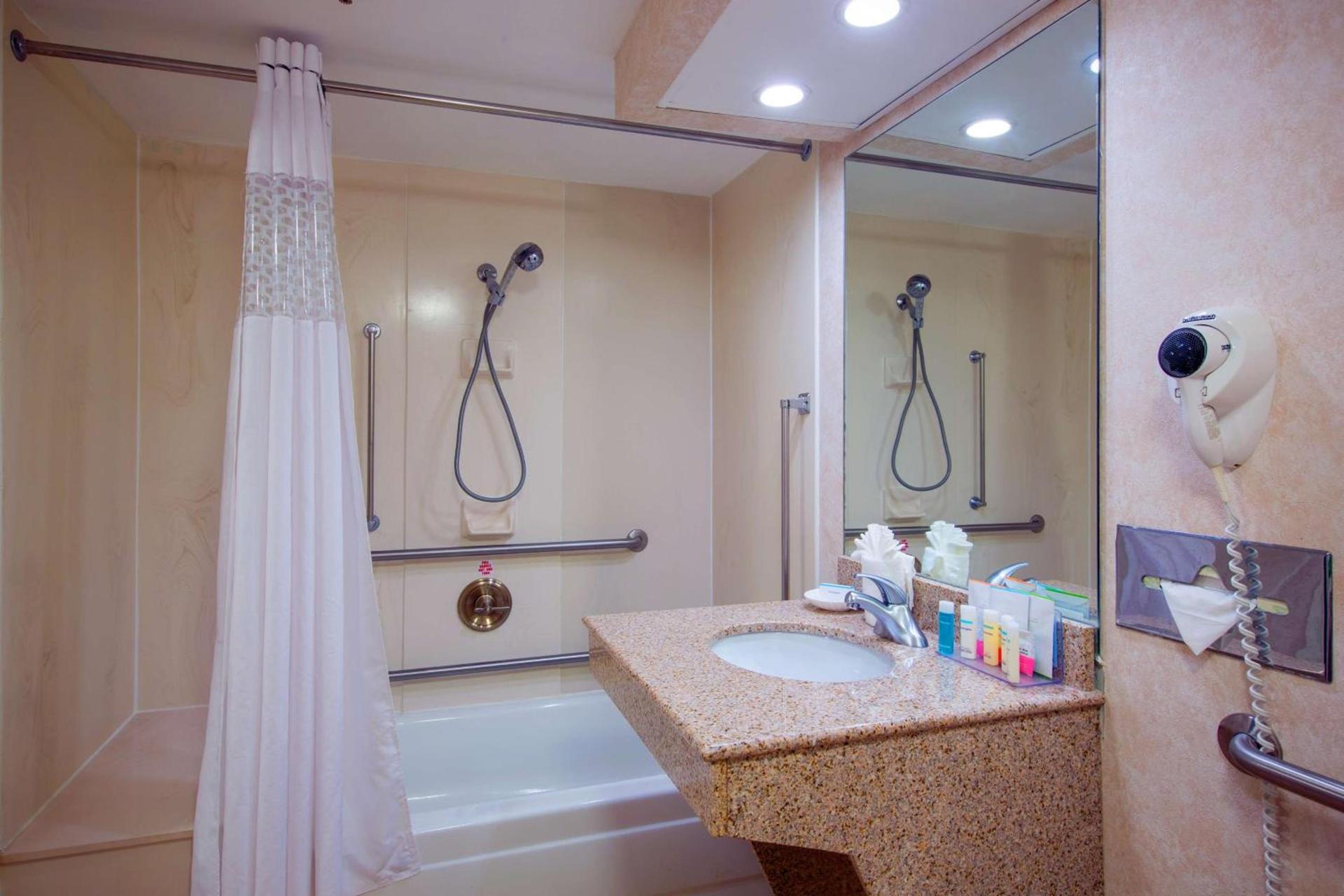 Hampton Inn West Springfield photo 24