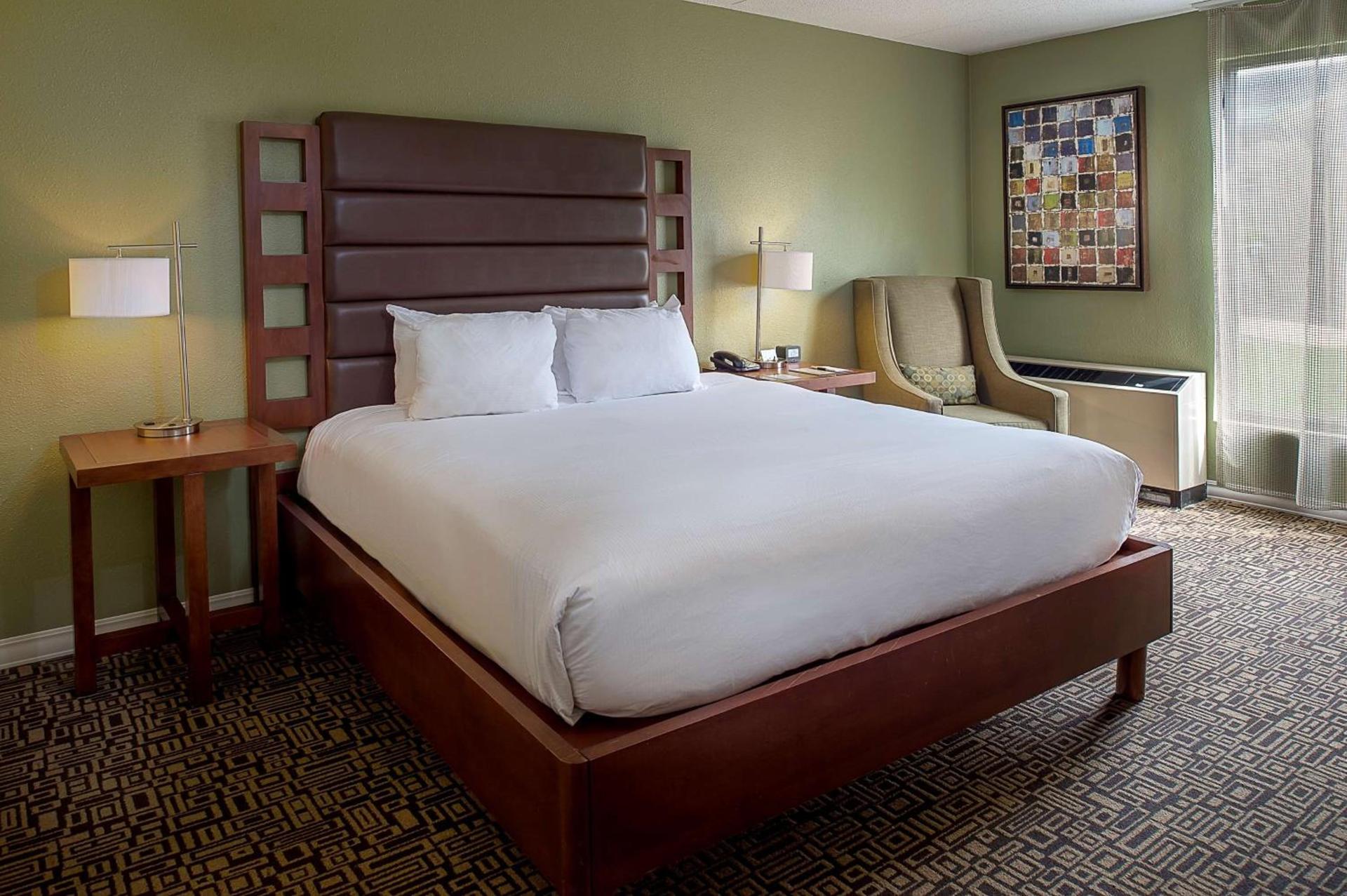 DoubleTree by Hilton Collinsville/St.Louis photo 22