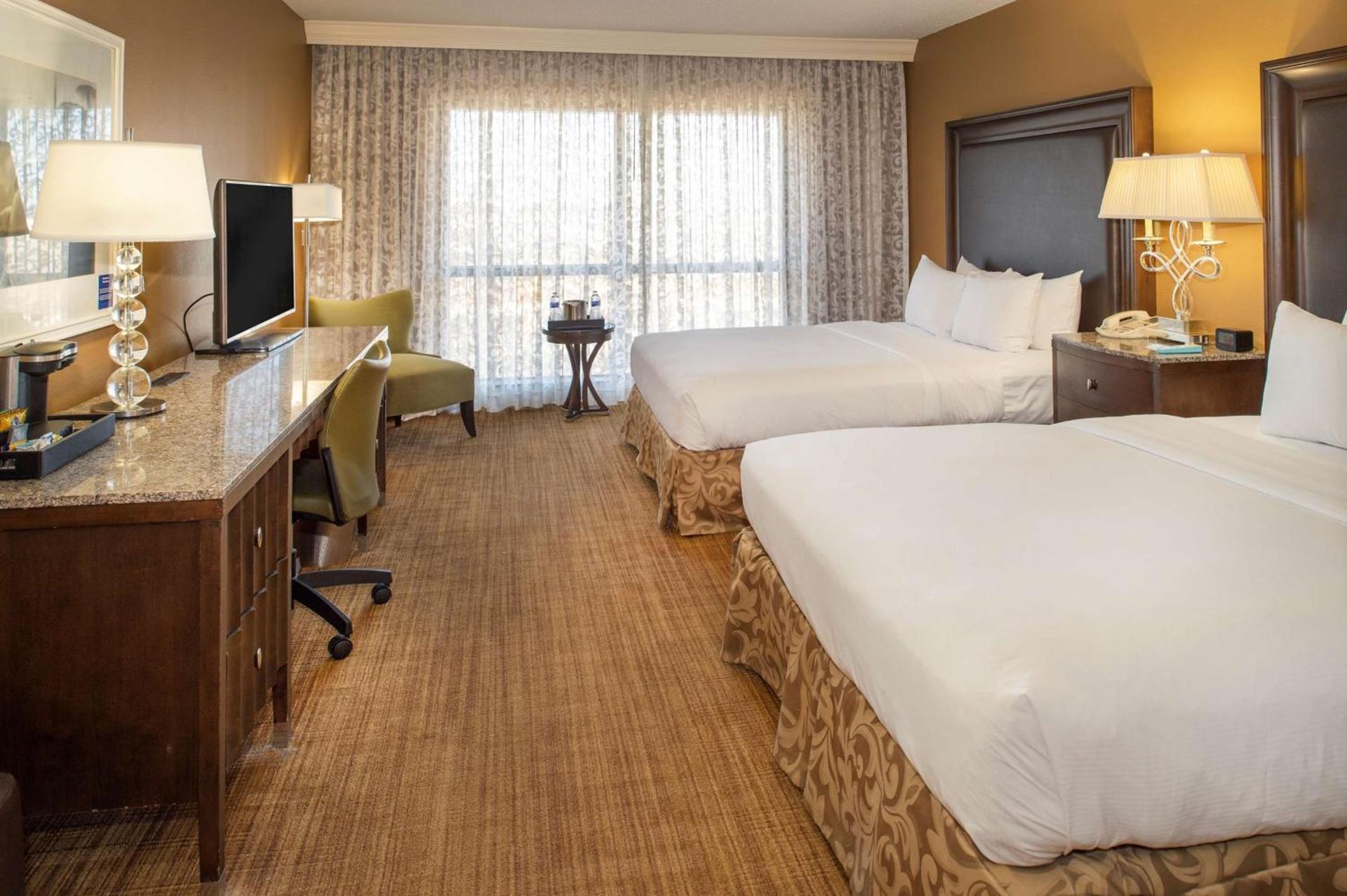 Hilton St. Louis Airport photo 57