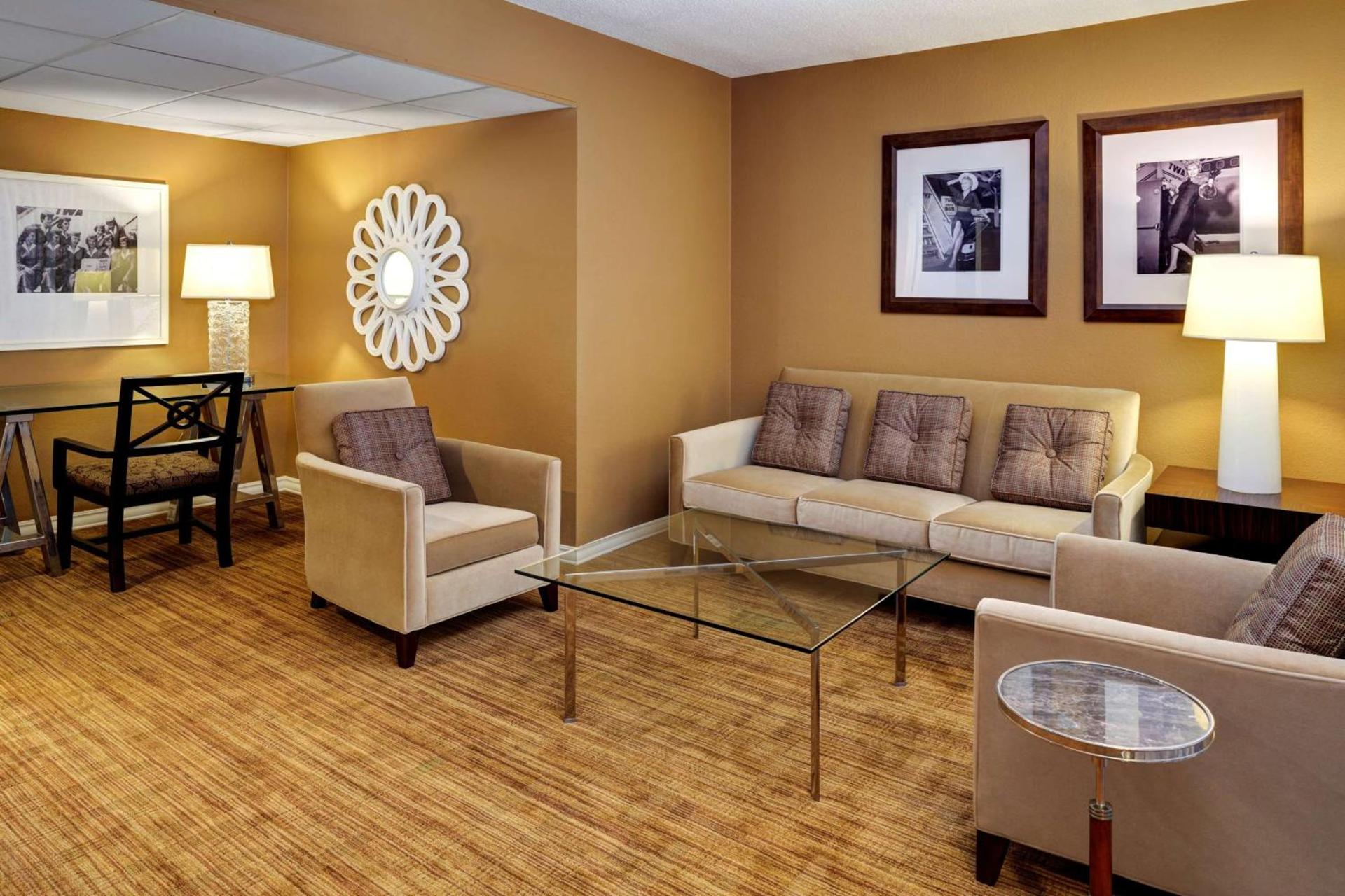 Hilton St. Louis Airport photo 3