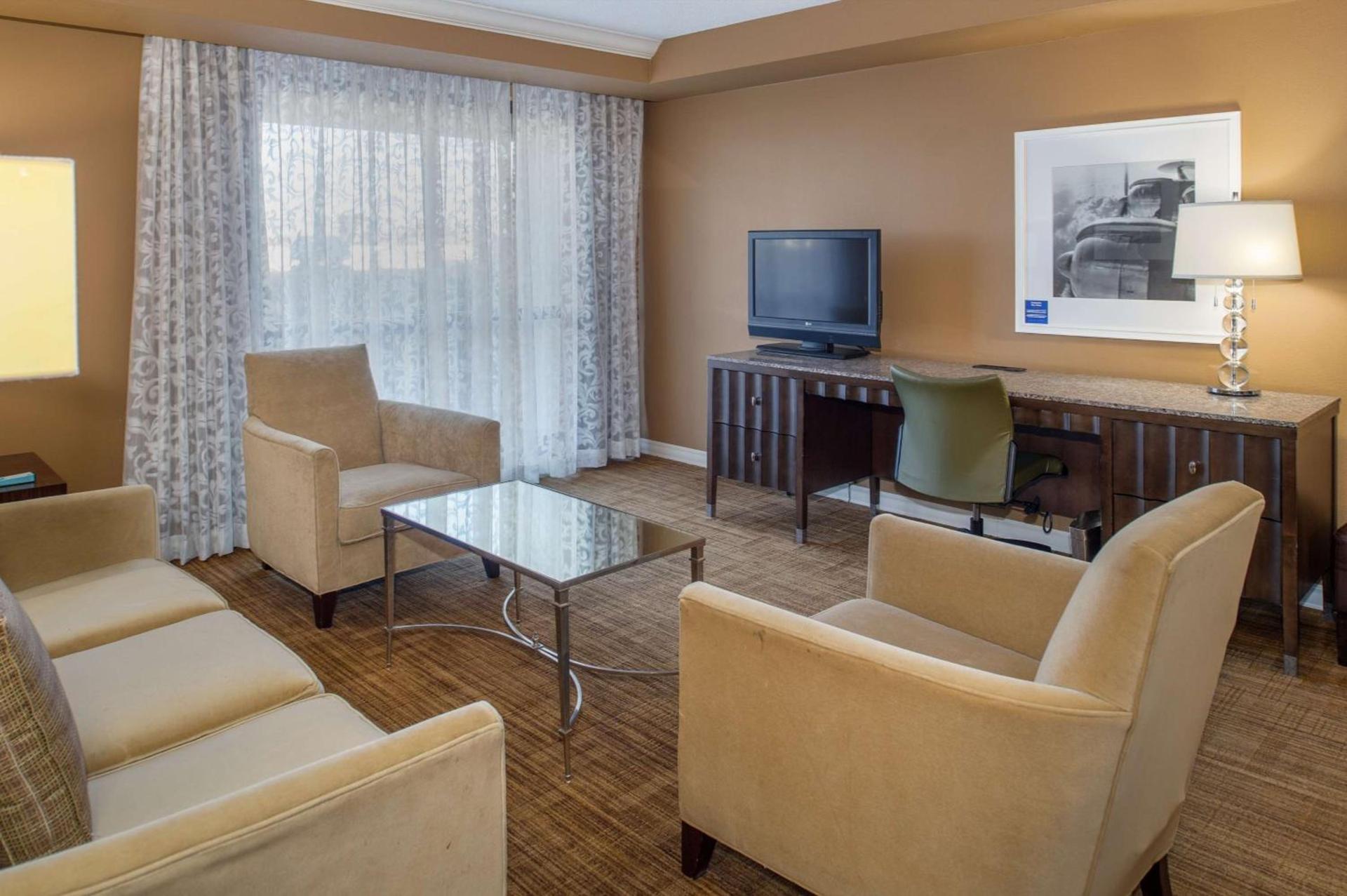 Hilton St. Louis Airport photo 60