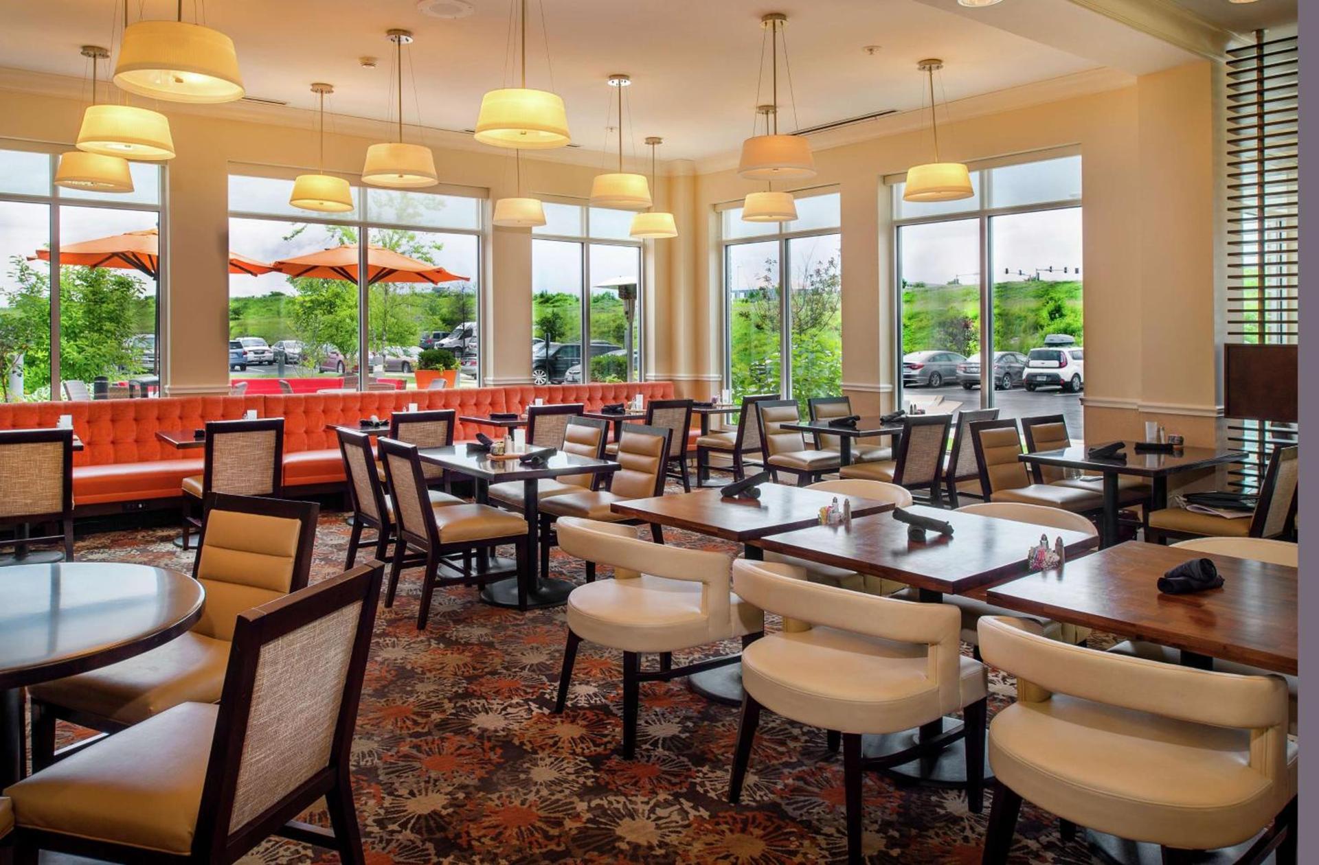 Hilton Garden Inn St. Louis Airport photo 5