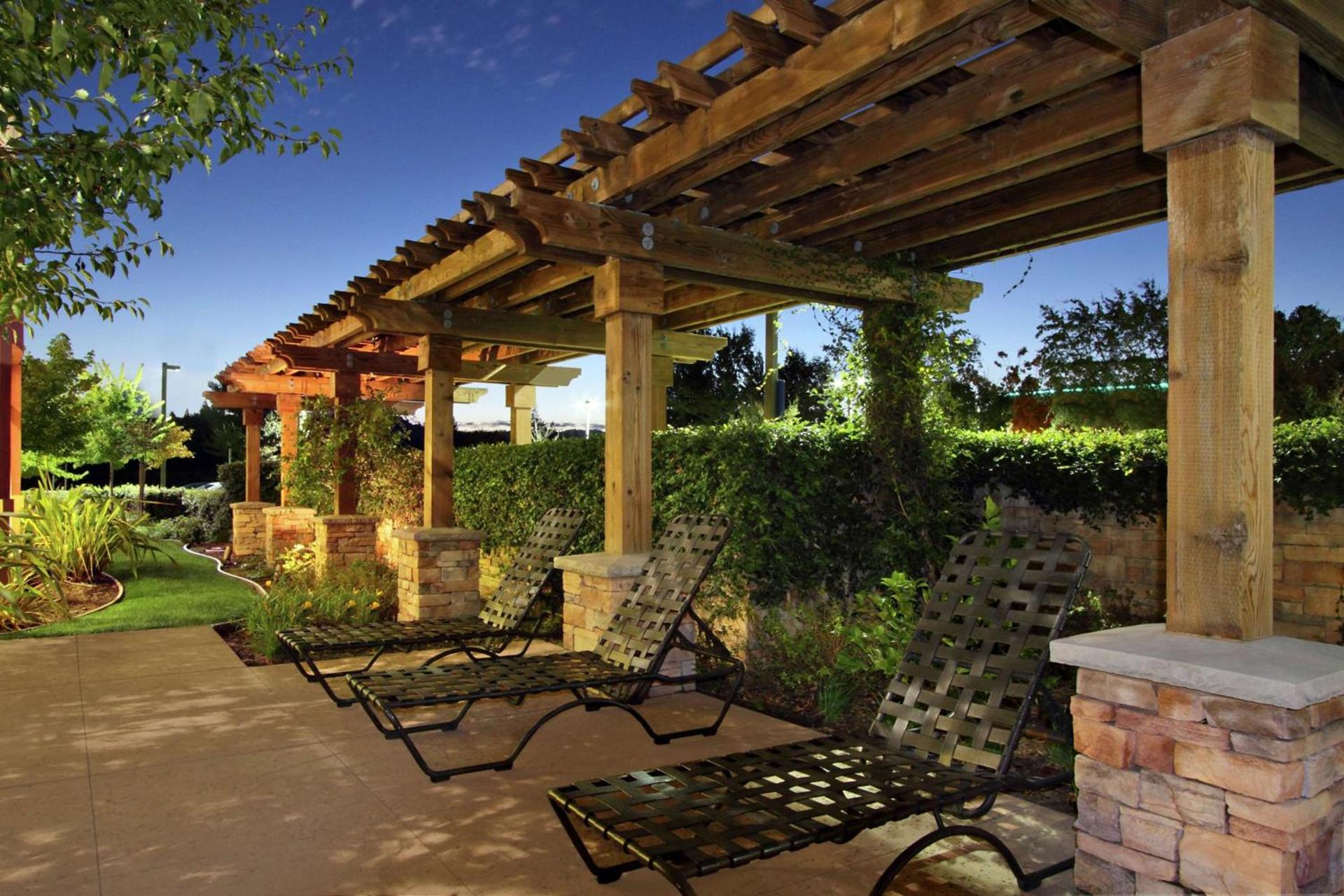 Hilton Garden Inn Sonoma County Airport photo 6