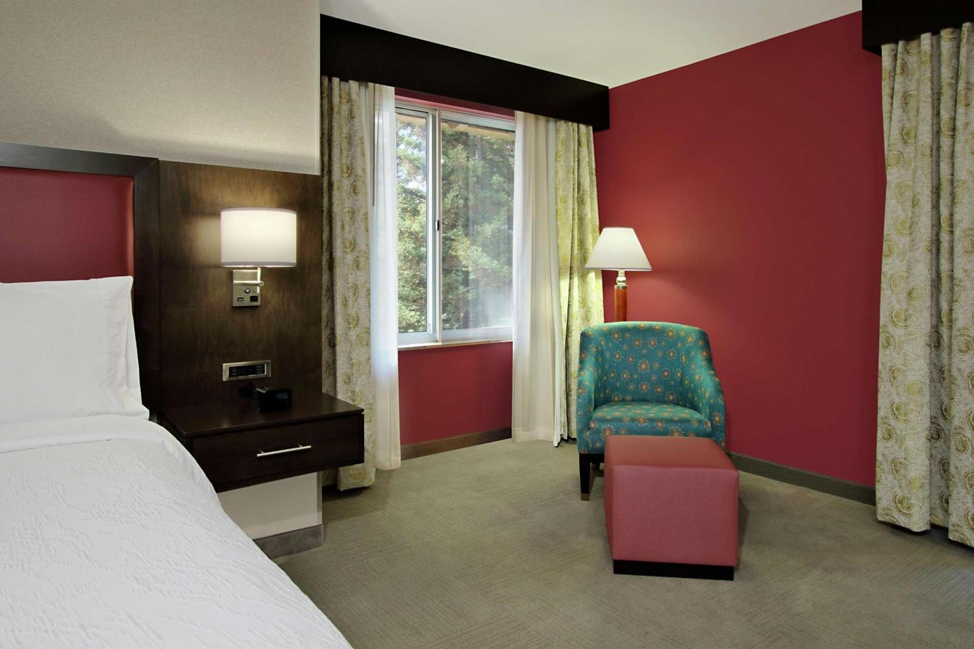 Hilton Garden Inn Sonoma County Airport photo 37
