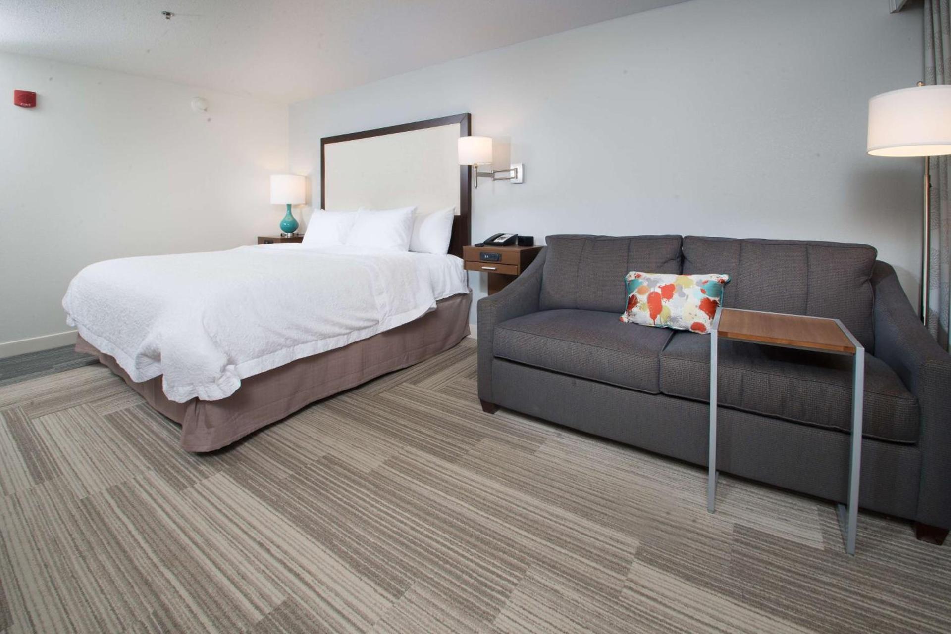 Hampton Inn Tiffin photo 24
