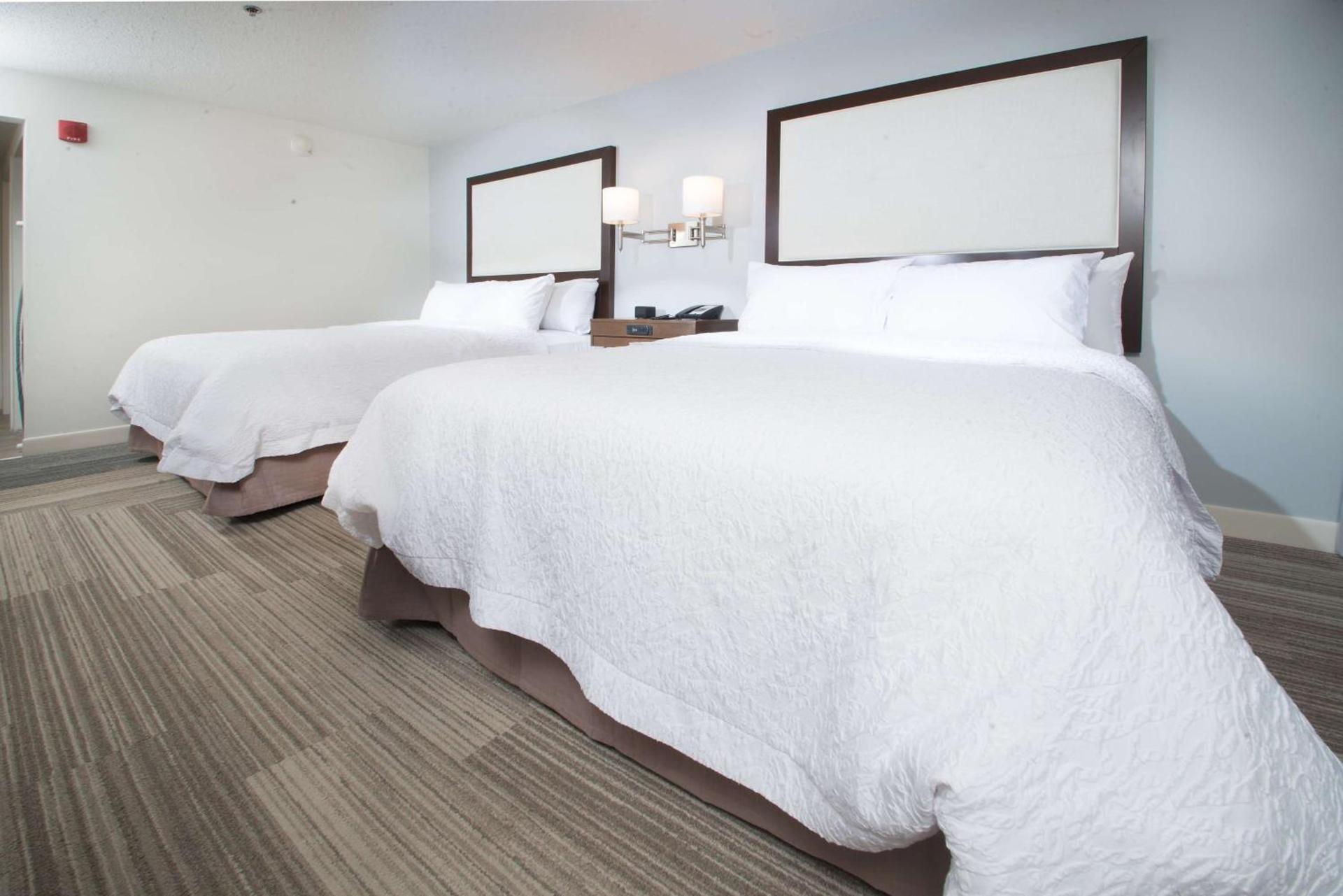 Hampton Inn Tiffin photo 34