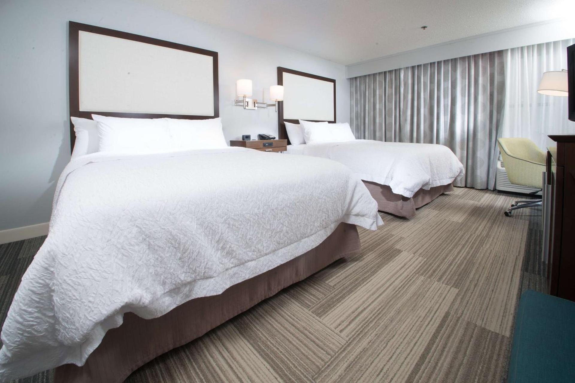 Hampton Inn Tiffin photo 32