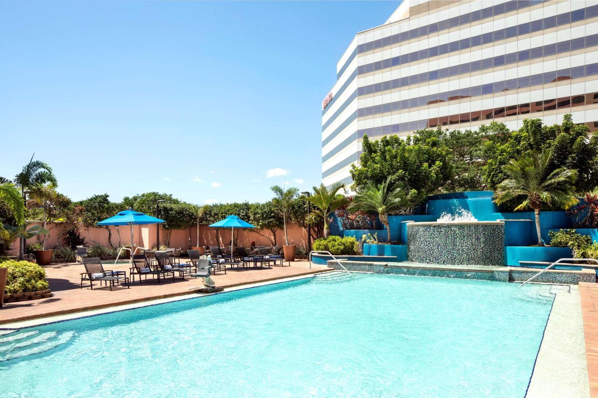 Embassy Suites by Hilton Tampa Airport Westshore photo 2