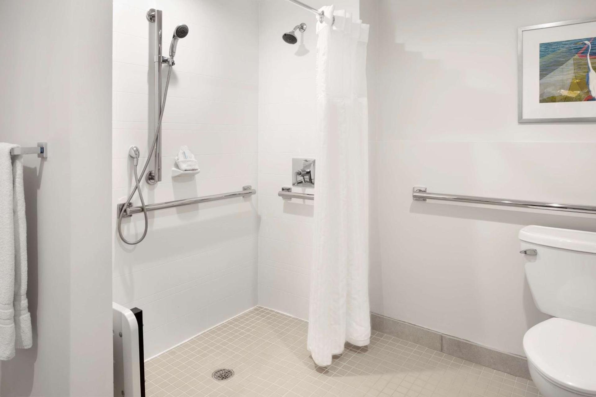 Embassy Suites by Hilton Tampa Airport Westshore photo 9