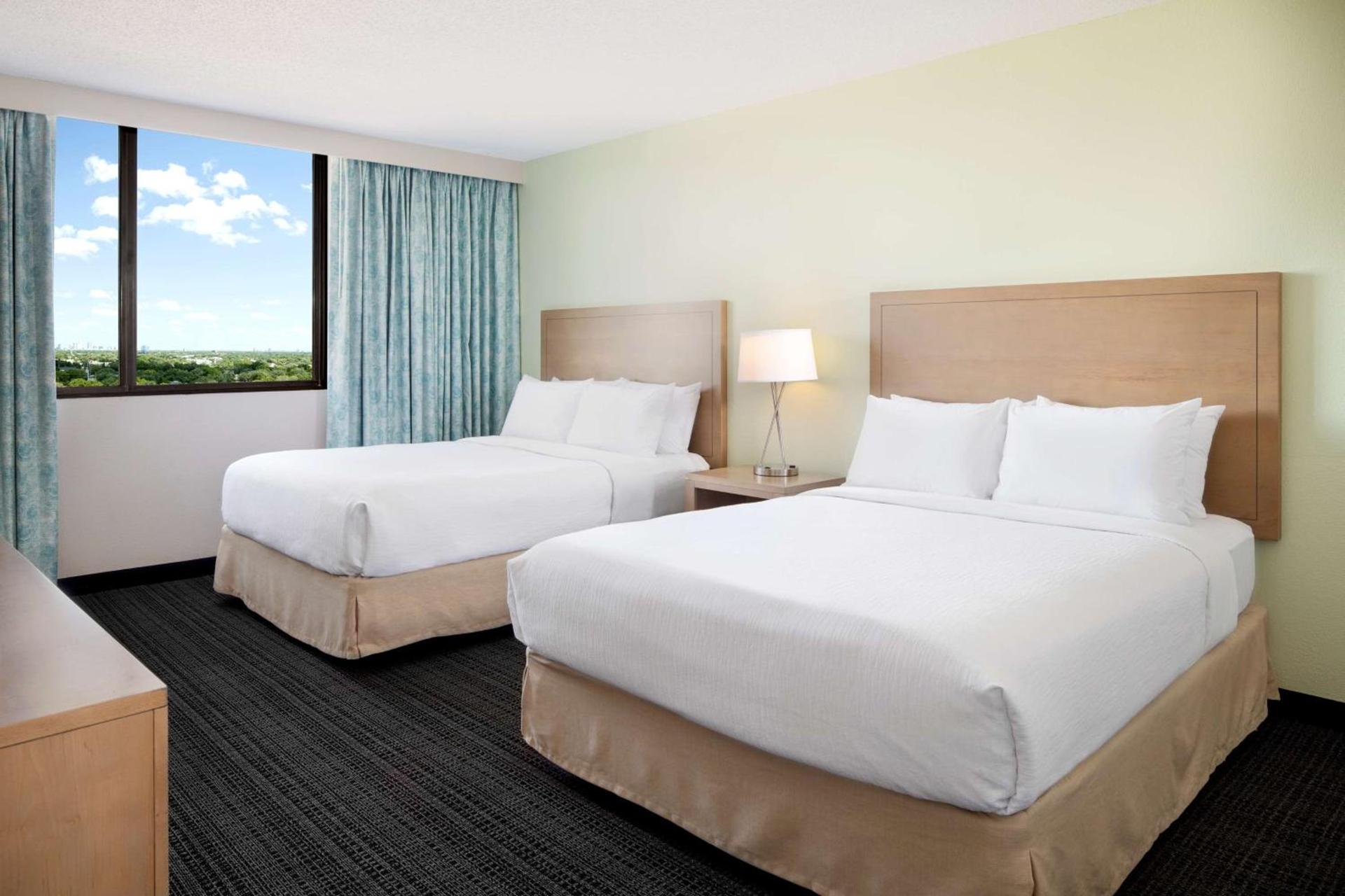 Embassy Suites by Hilton Tampa Airport Westshore photo 12