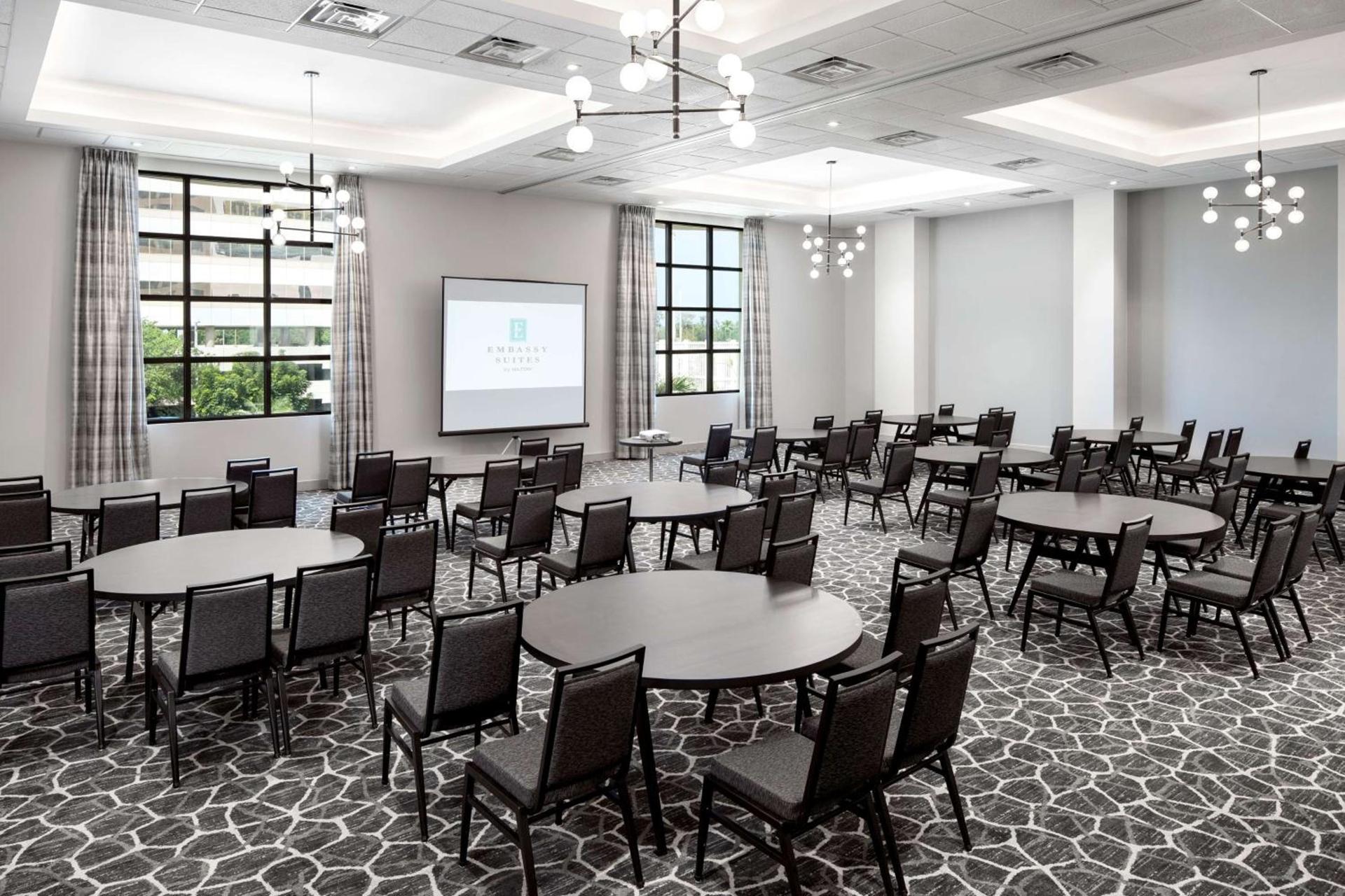 Embassy Suites by Hilton Tampa Airport Westshore photo 15