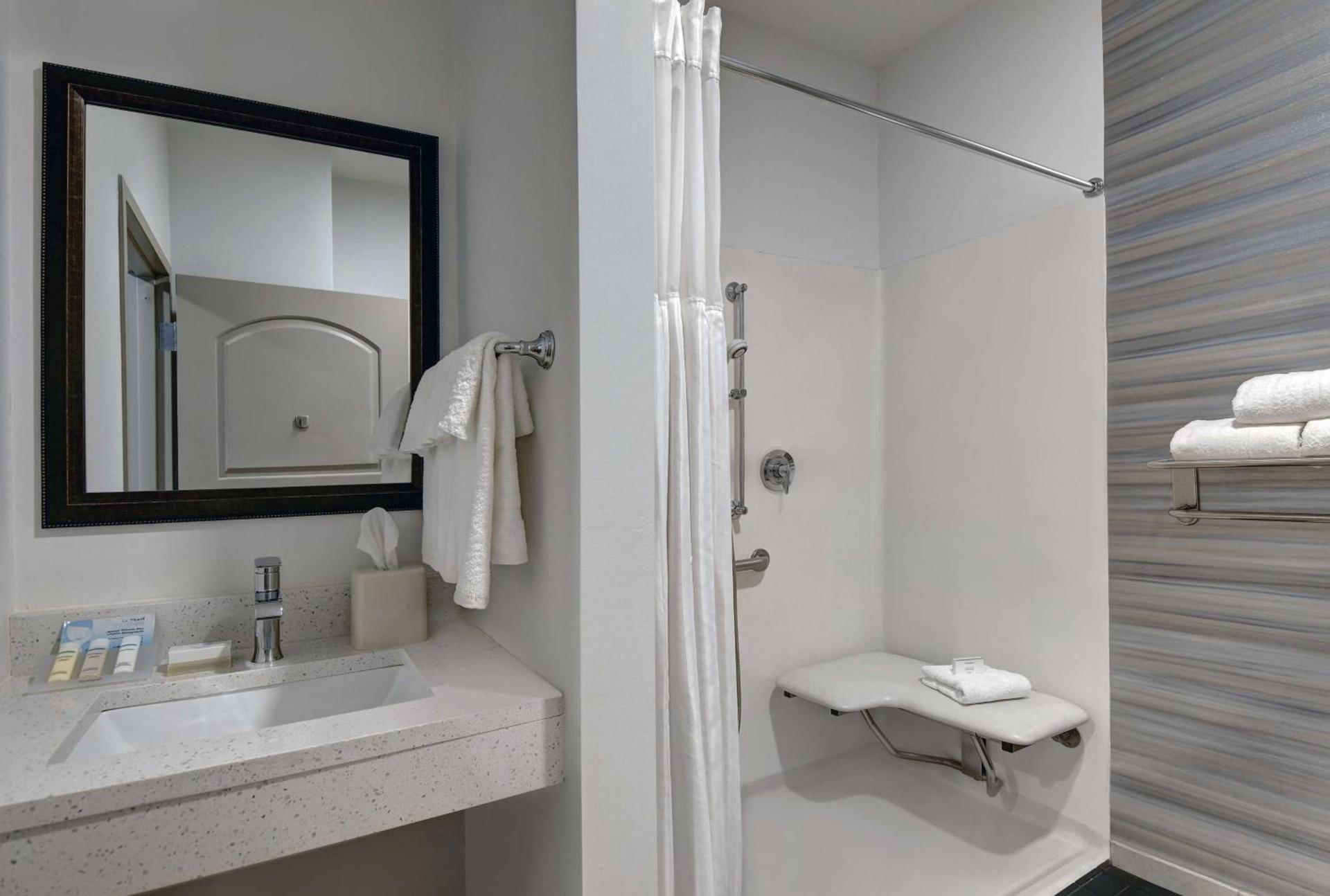 Hilton Garden Inn Hamilton photo 36