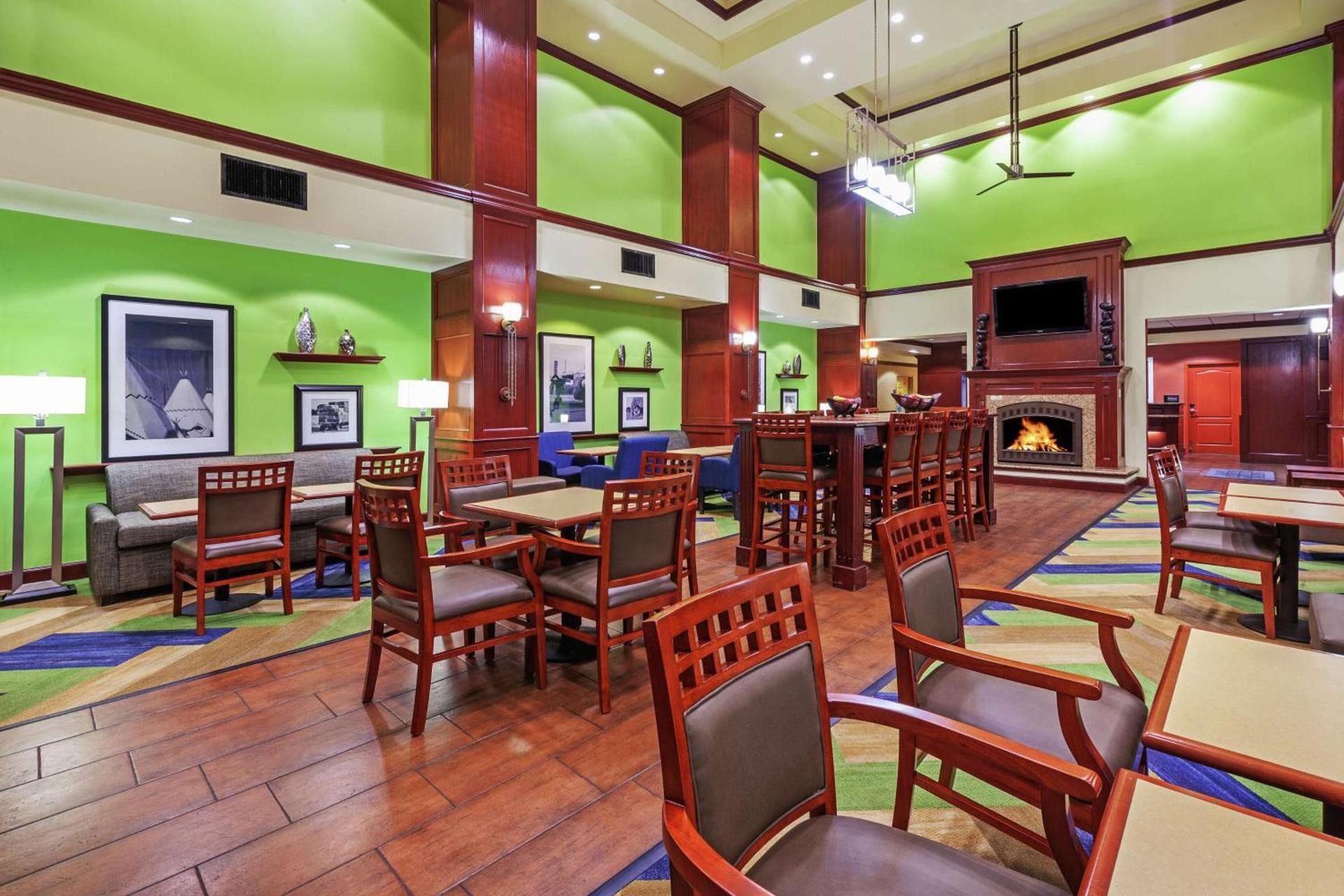 Hampton Inn & Suites Owasso photo 9