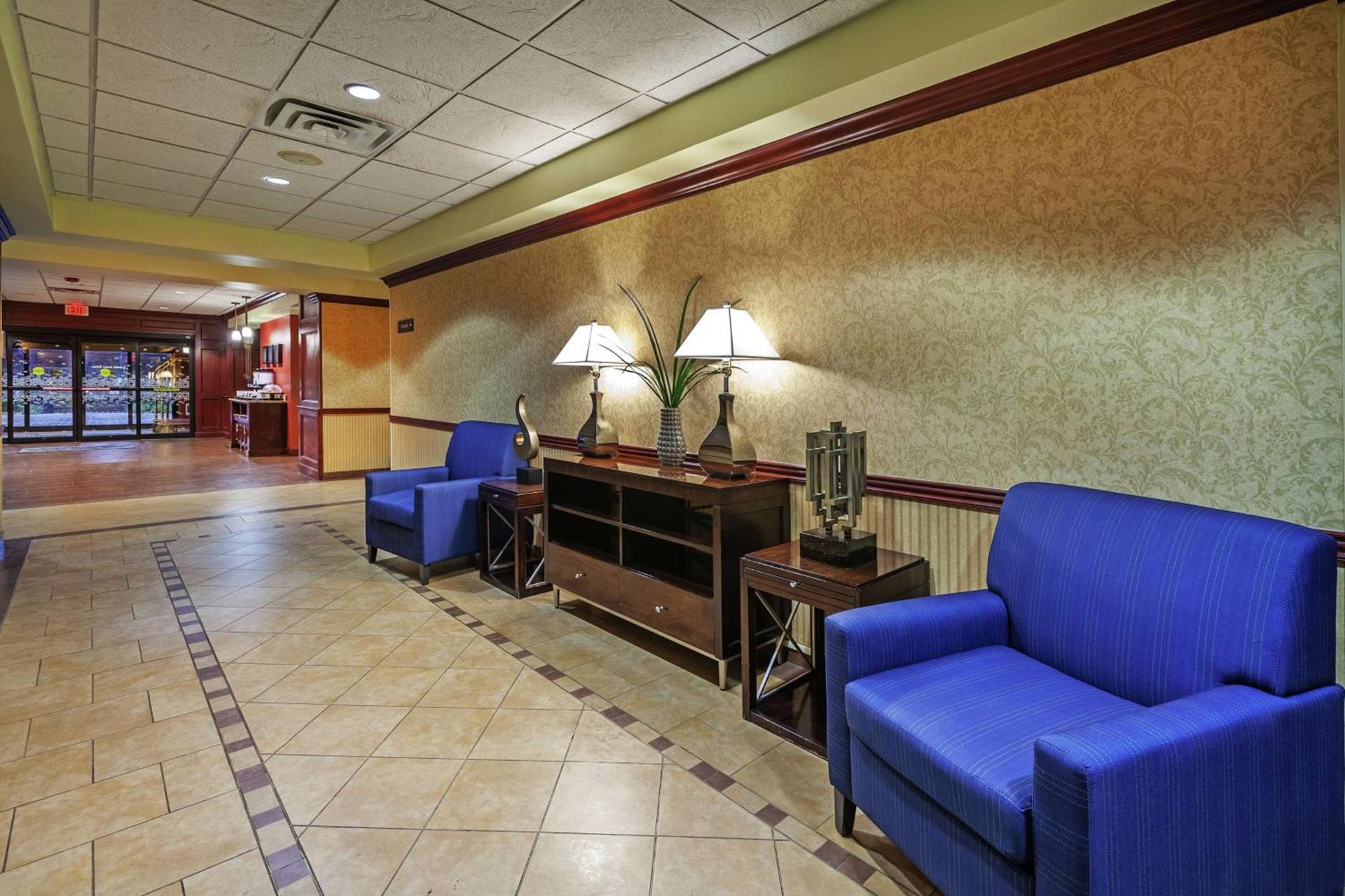 Hampton Inn & Suites Owasso photo 13