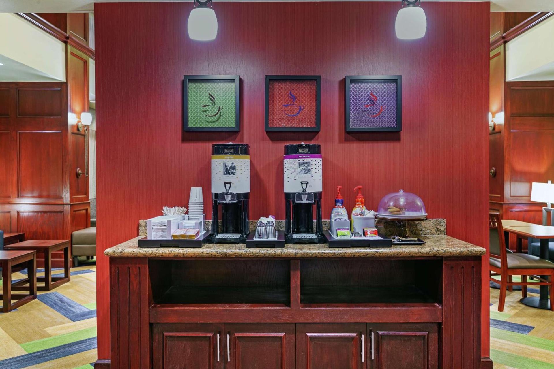 Hampton Inn & Suites Owasso photo 17