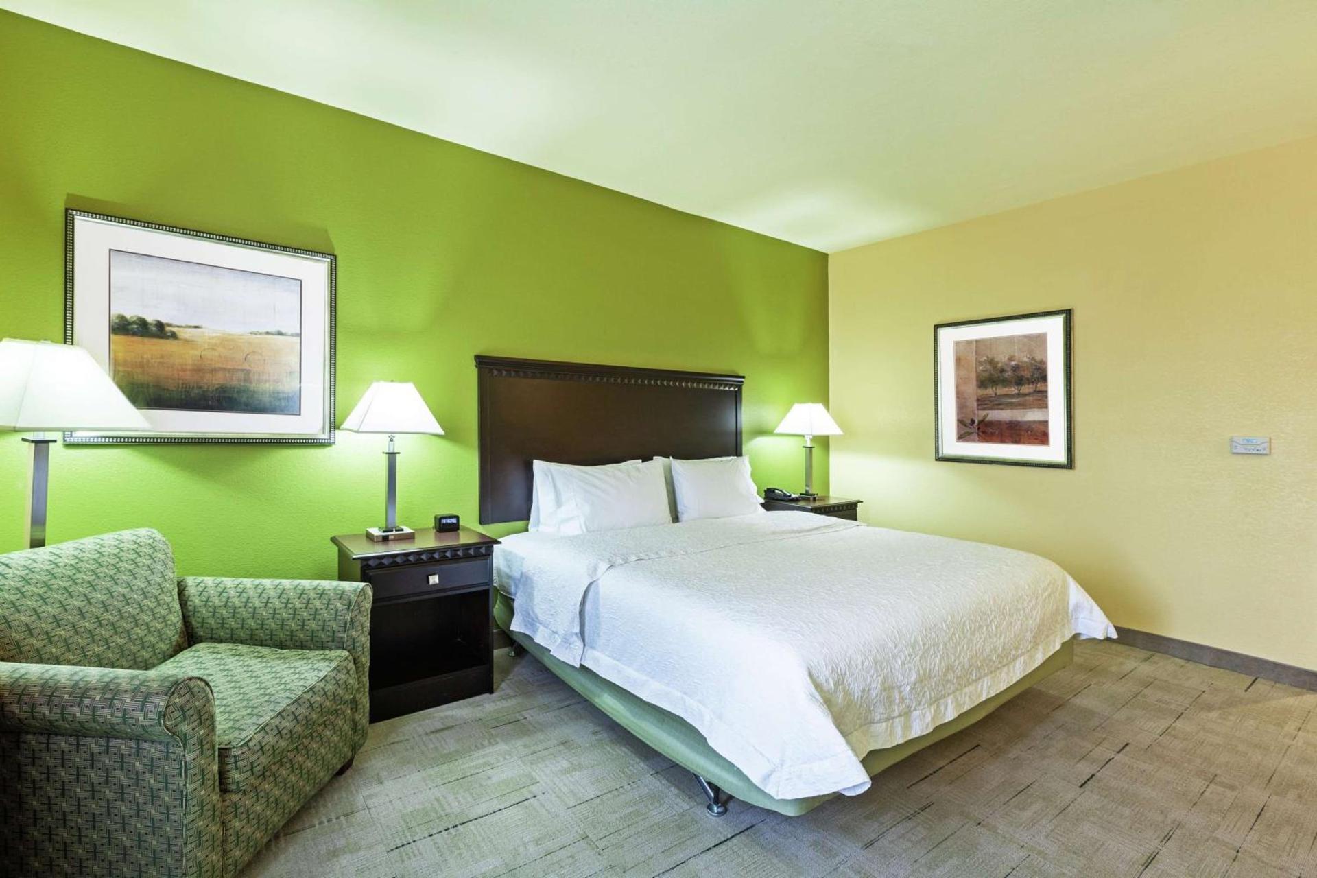 Hampton Inn & Suites Owasso photo 23