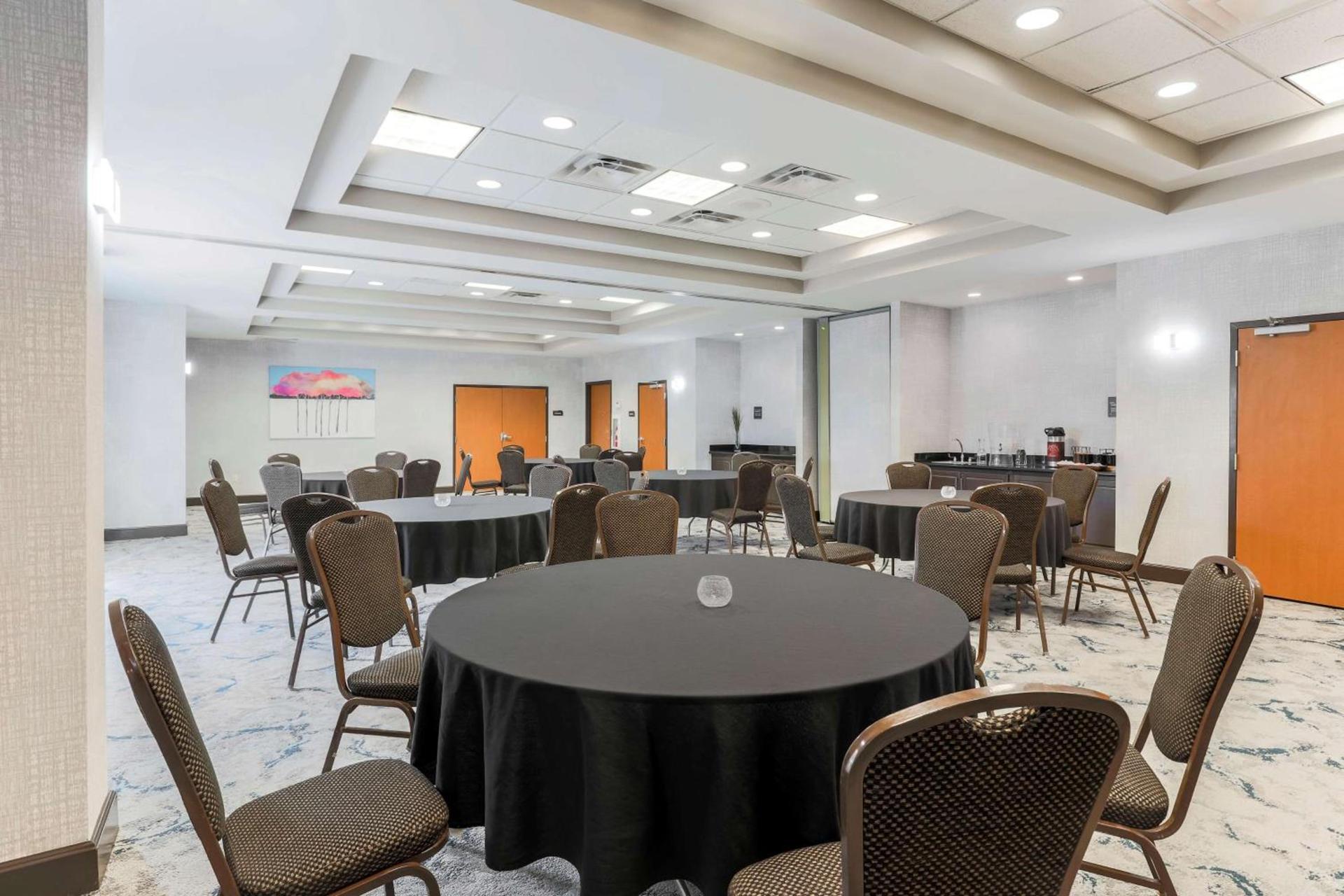 Hilton Garden Inn Tulsa South photo 22