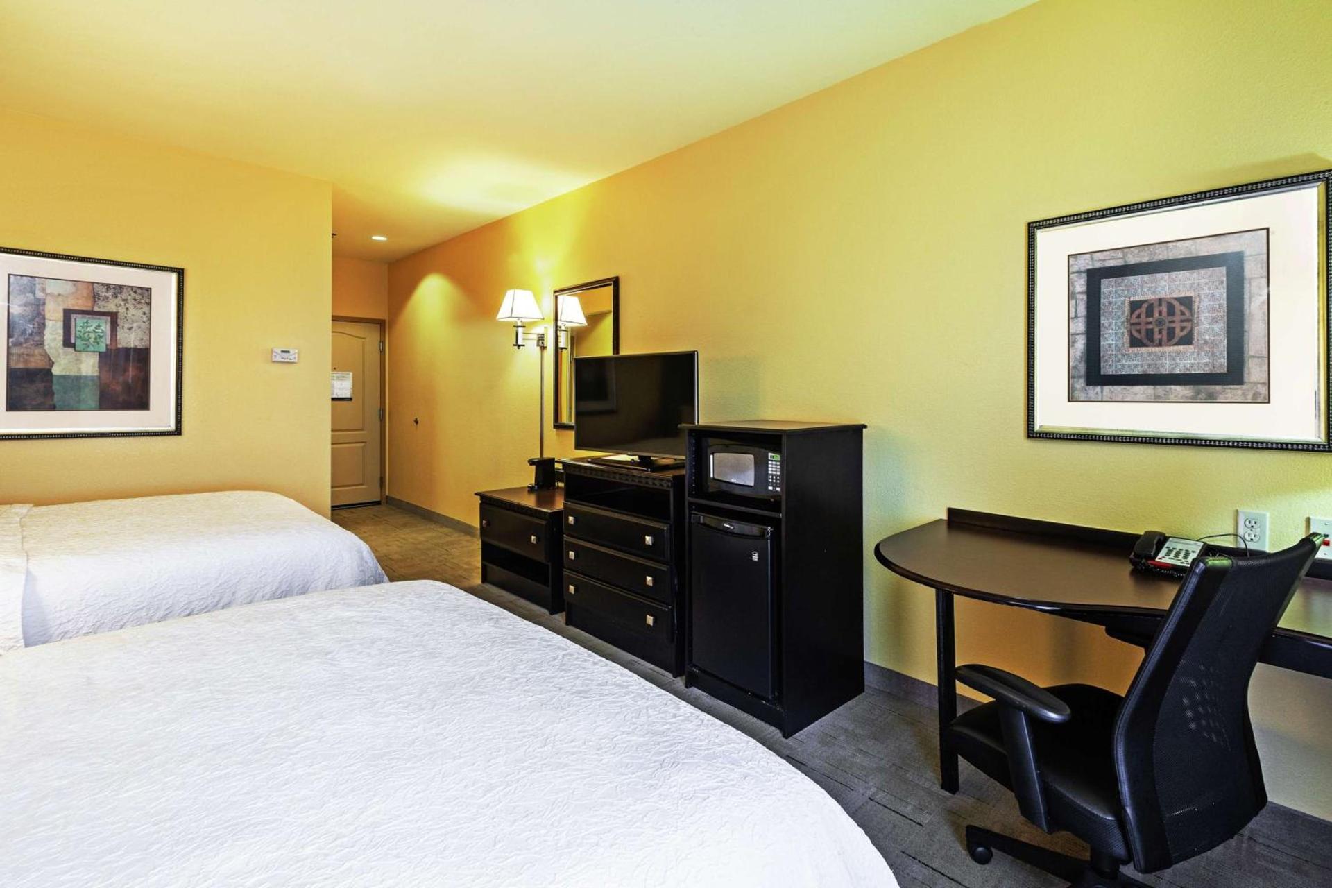 Hampton Inn & Suites Owasso photo 30