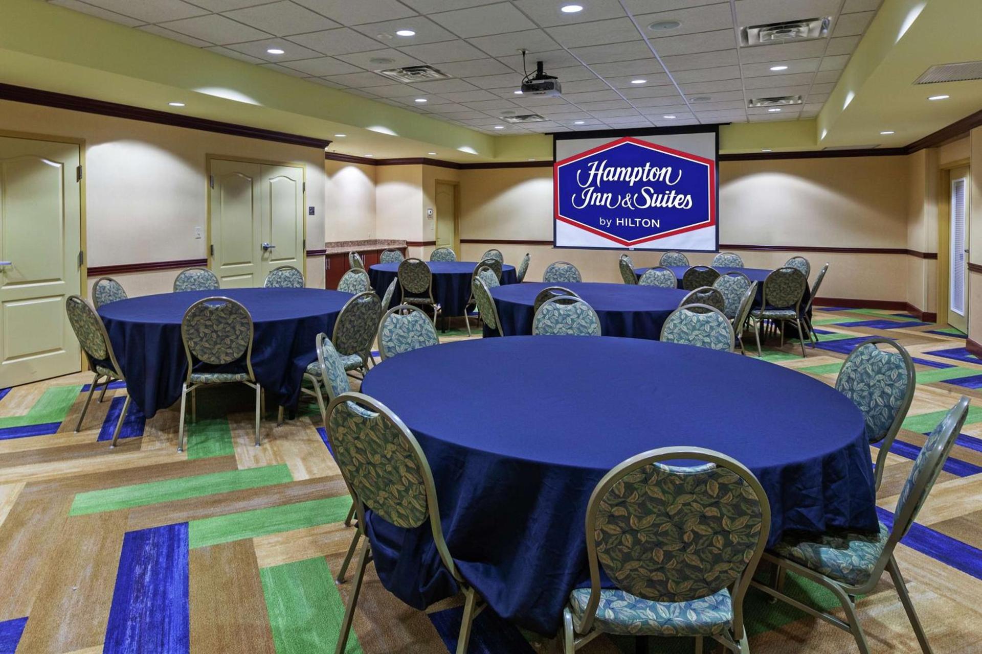 Hampton Inn & Suites Owasso photo 54