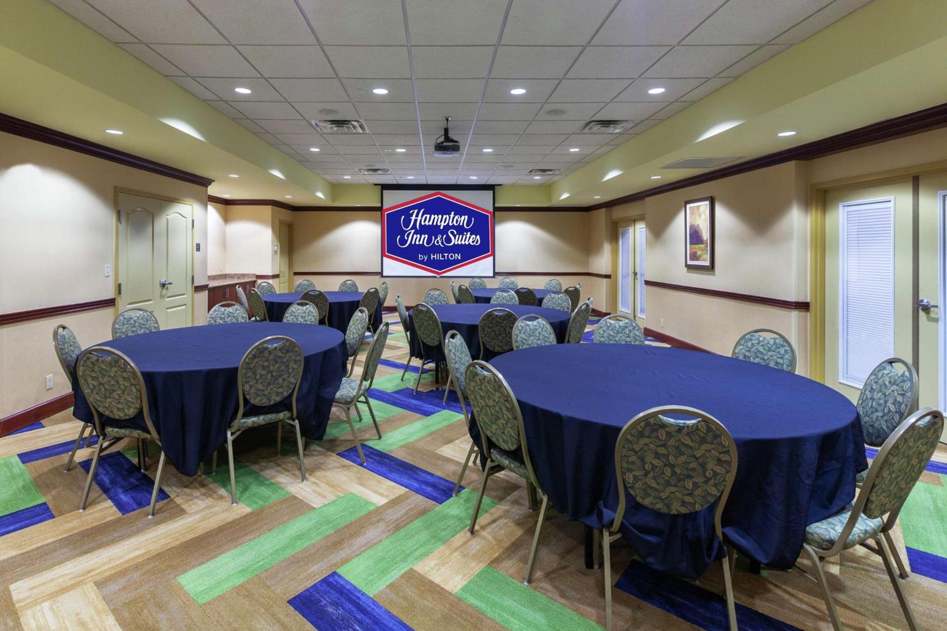 Hampton Inn & Suites Owasso photo 53
