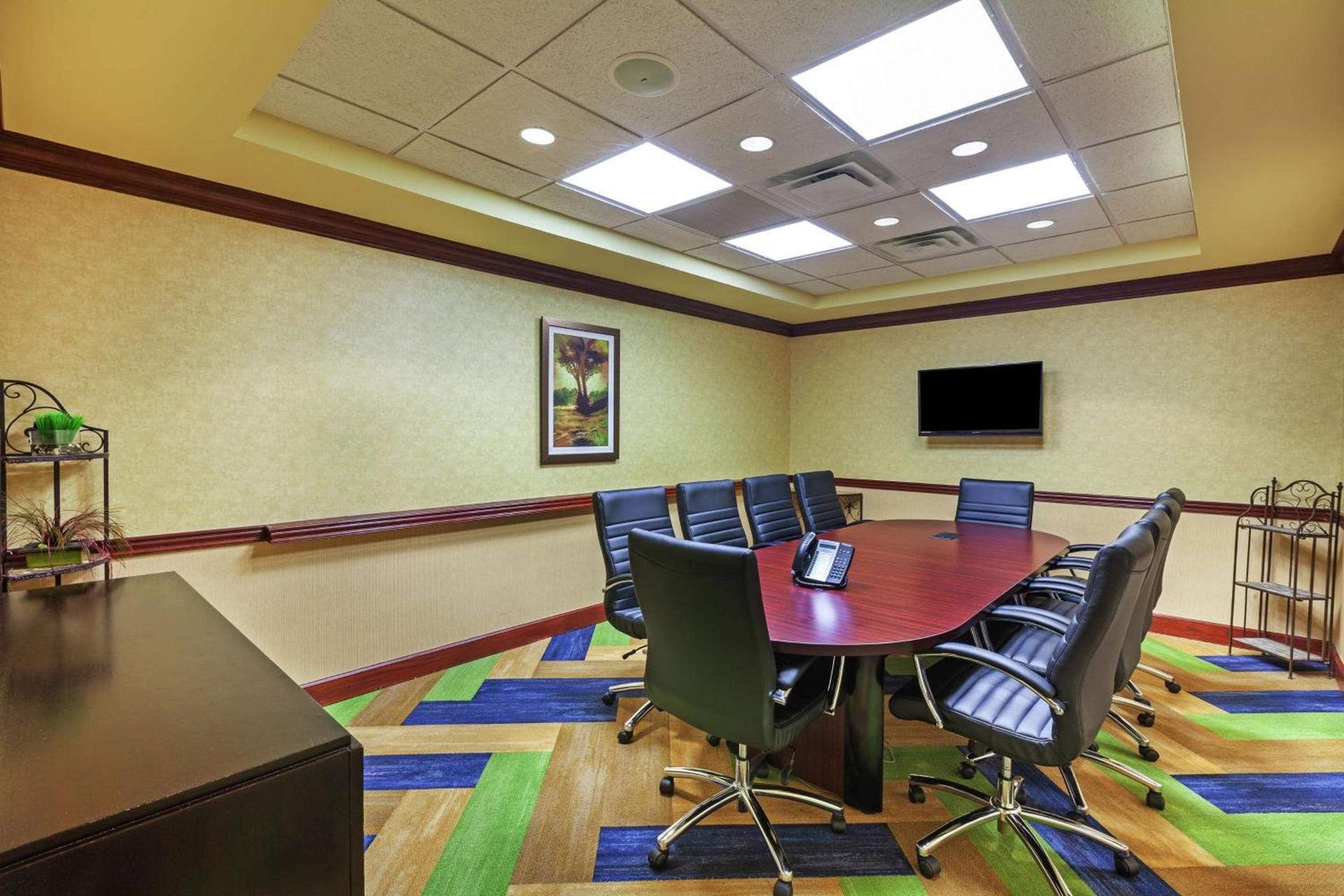 Hampton Inn & Suites Owasso photo 55