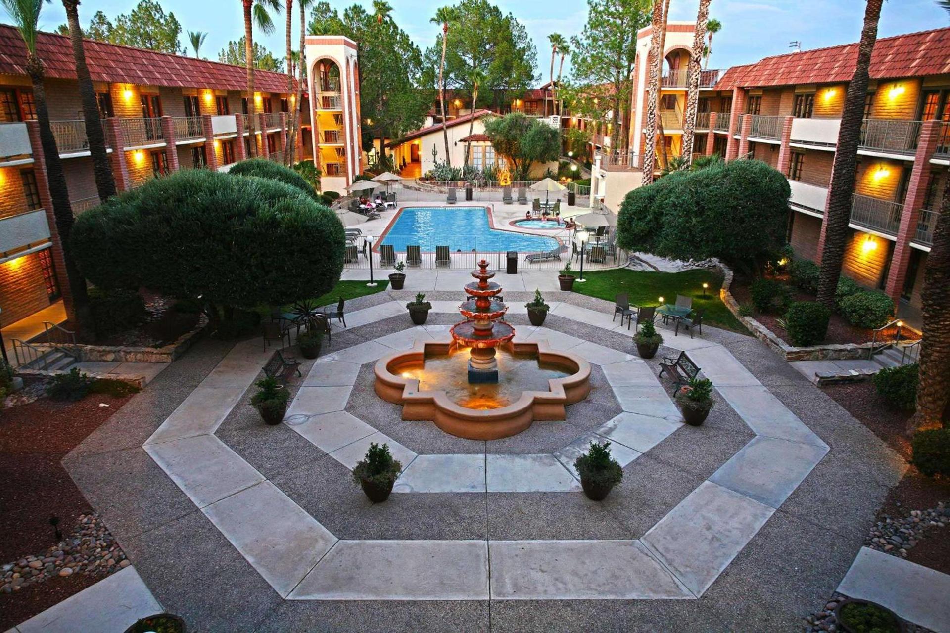 DoubleTree Suites by Hilton Tucson Airport photo 12